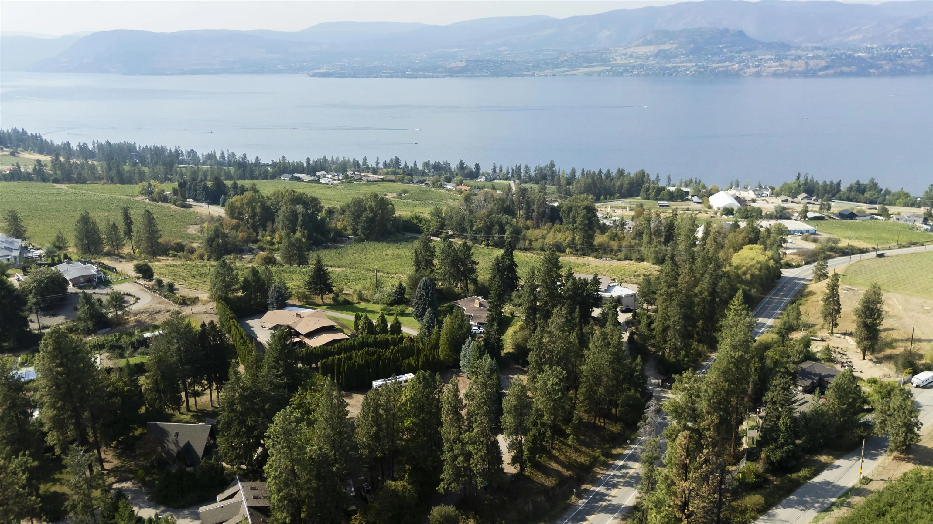 4980 Chute Lake Road