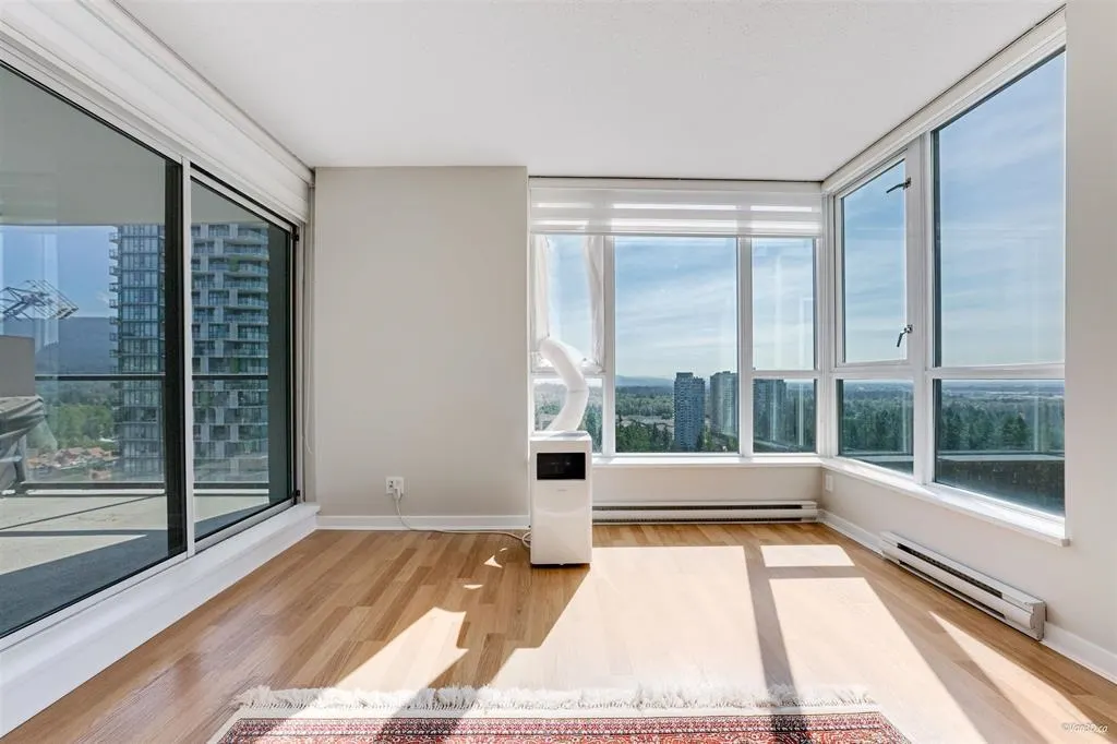 3003 1178 Heffley Crescent