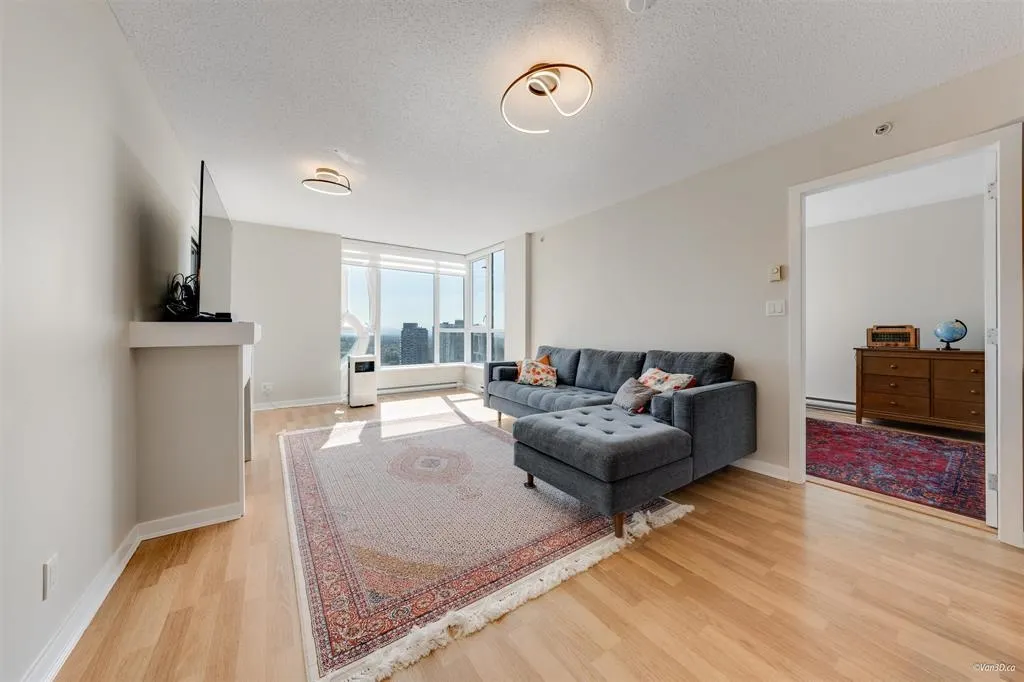 3003 1178 Heffley Crescent