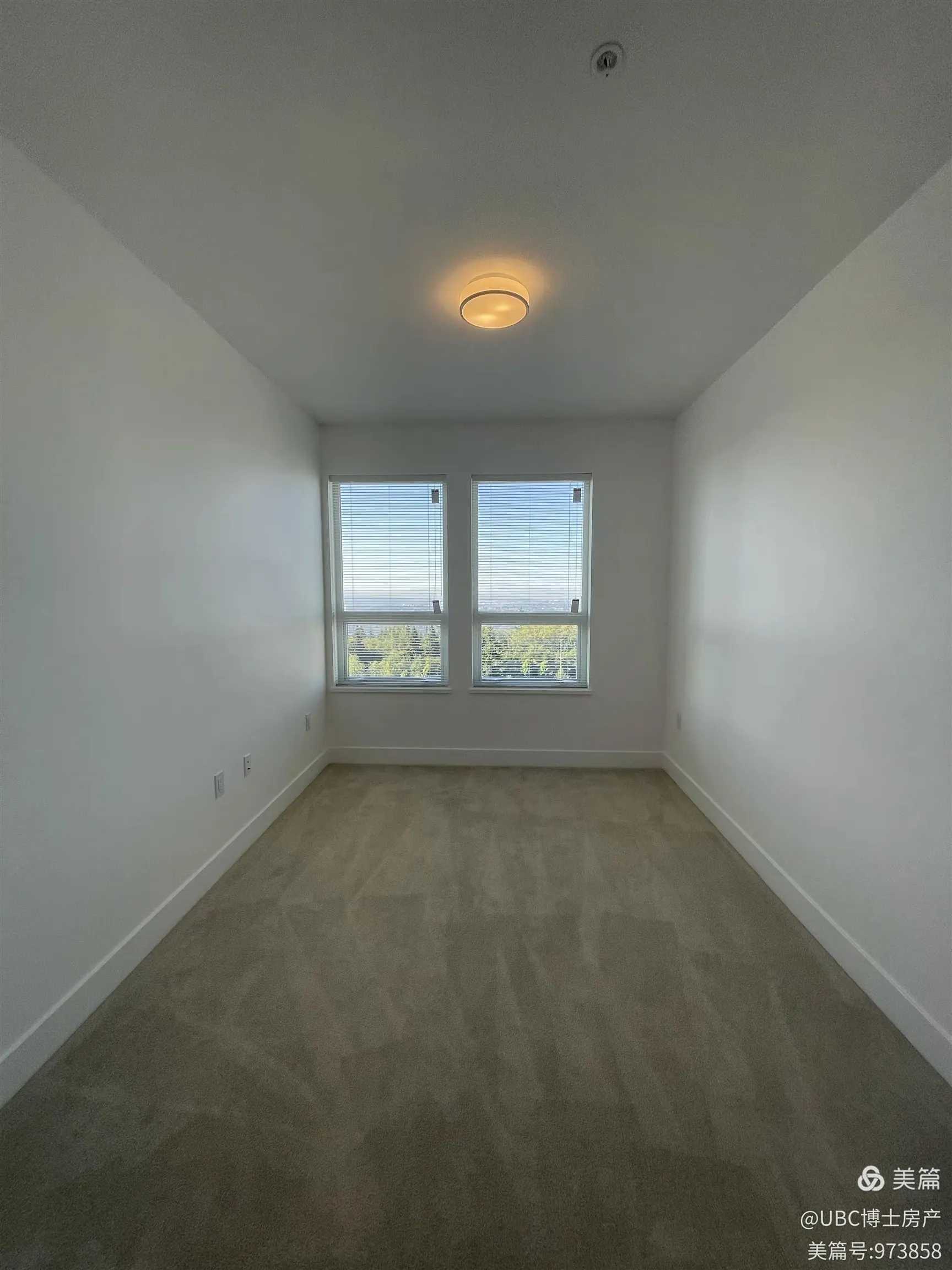 306 9228 Slope Mews