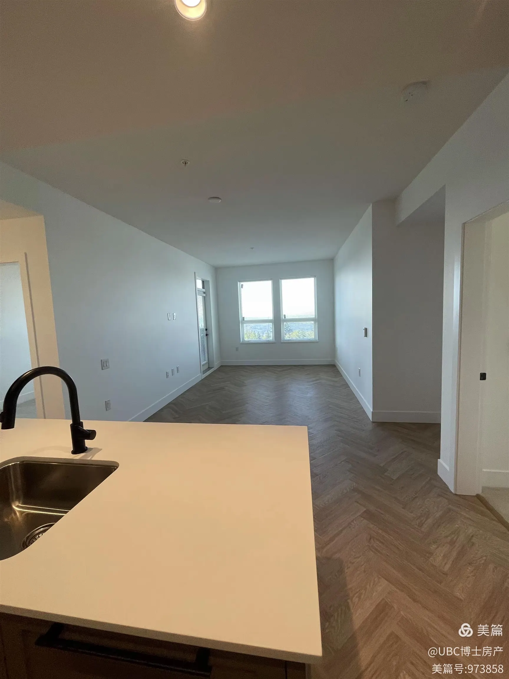 306 9228 Slope Mews