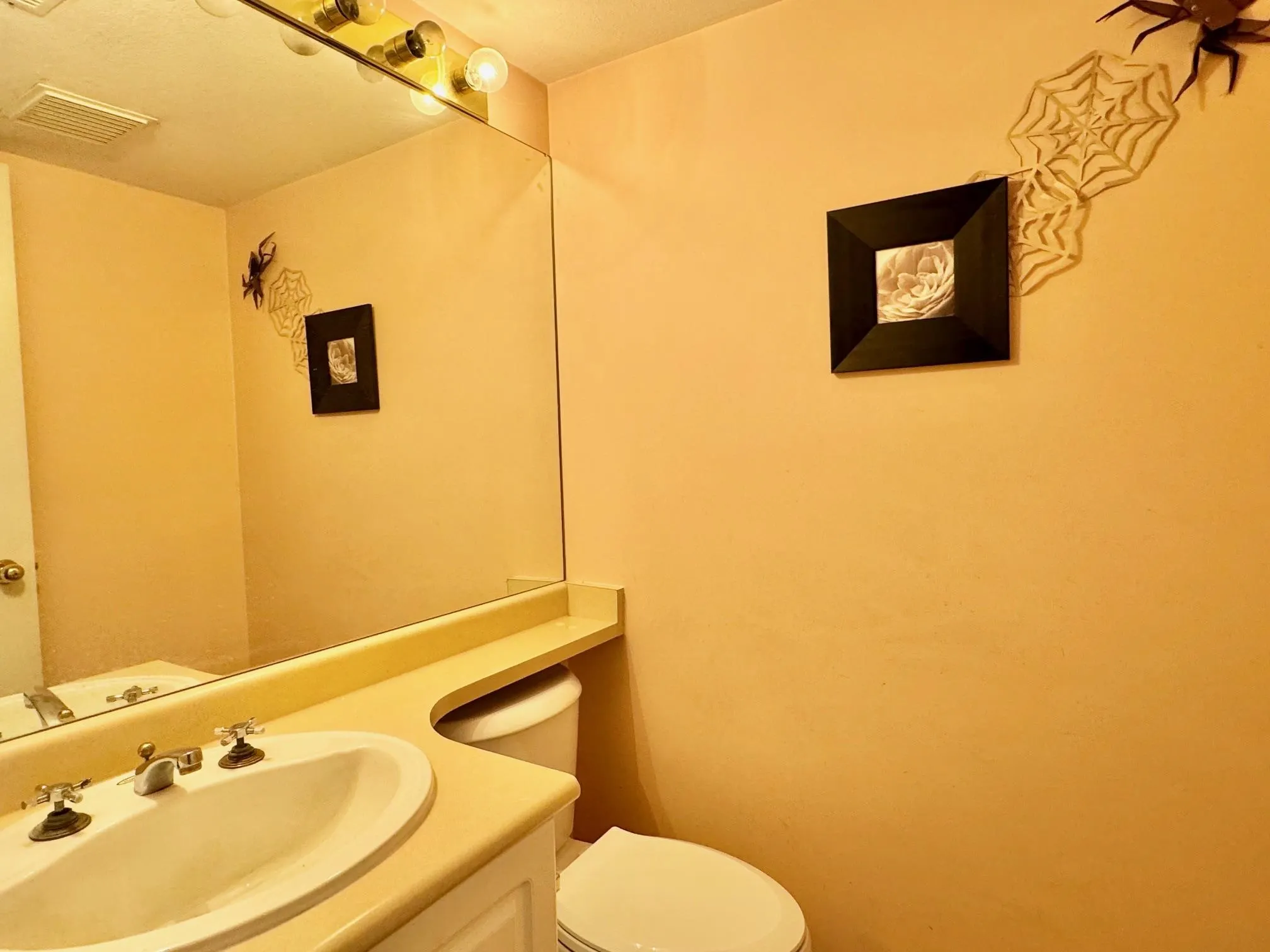 XX 11571 Thorpe Road