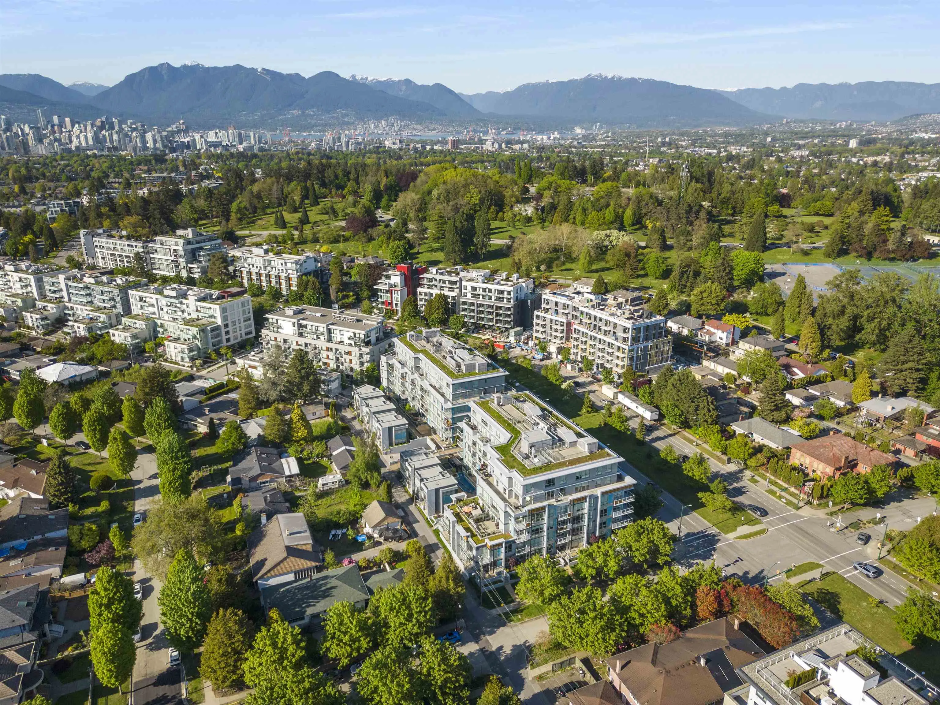 303 5289 Cambie Street