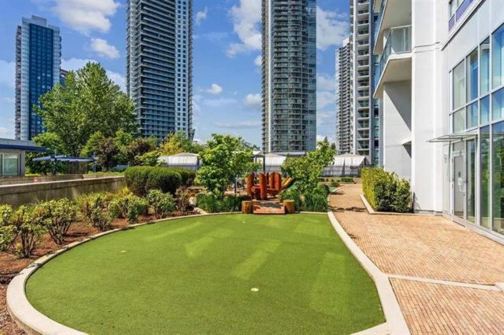 901 13750 100 Avenue
