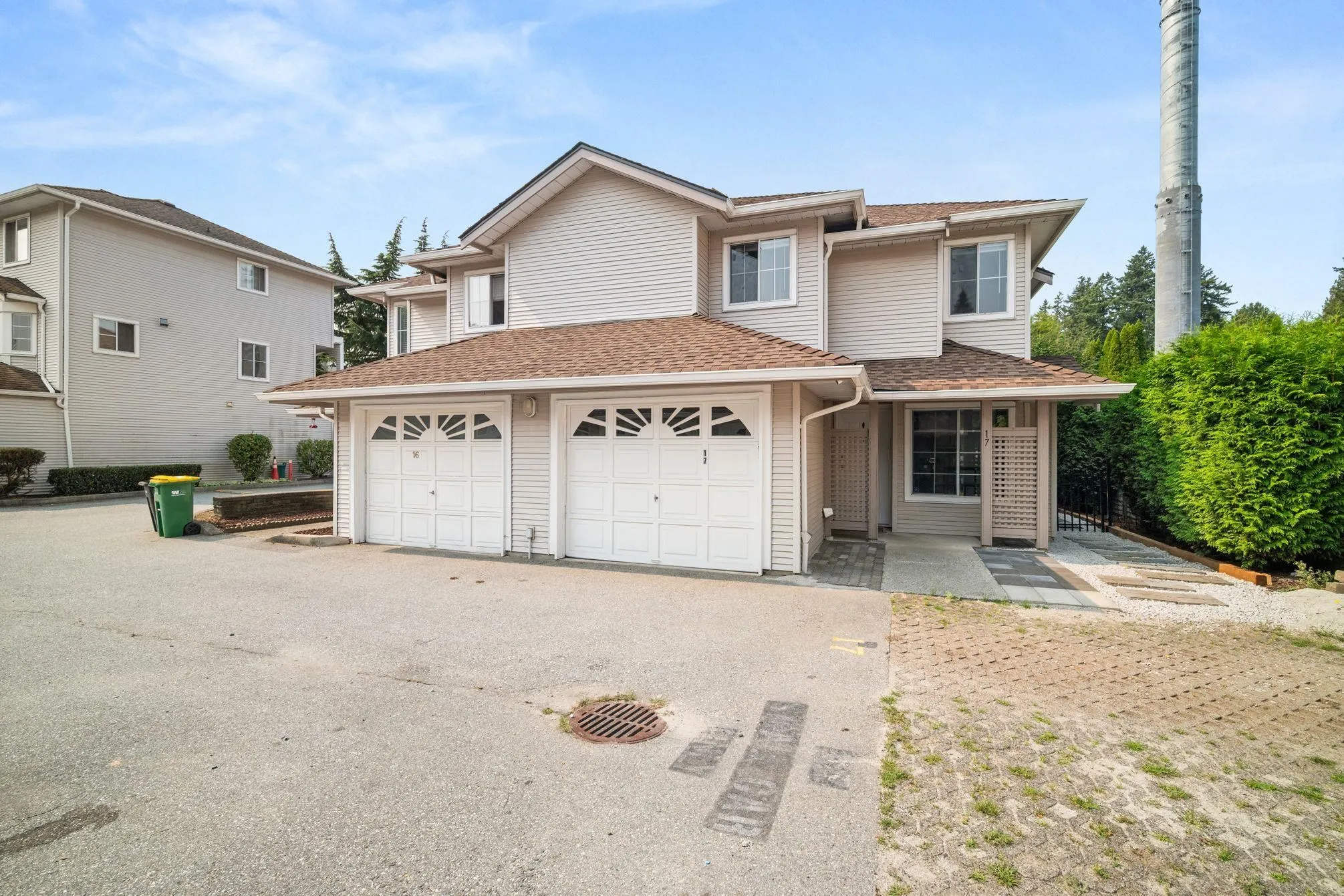 17 12188 Harris Road