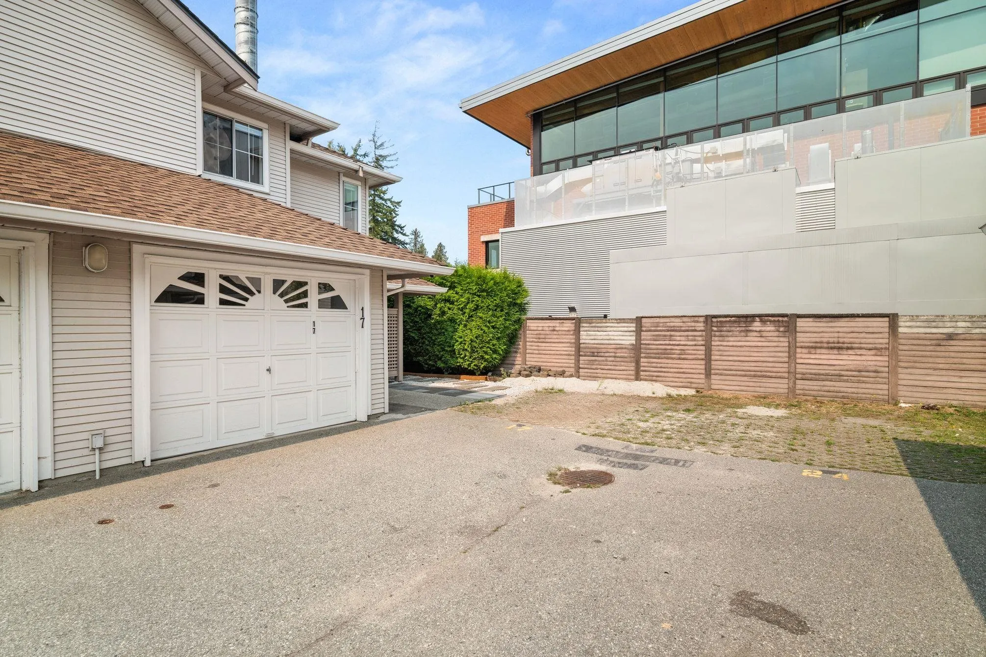 17 12188 Harris Road