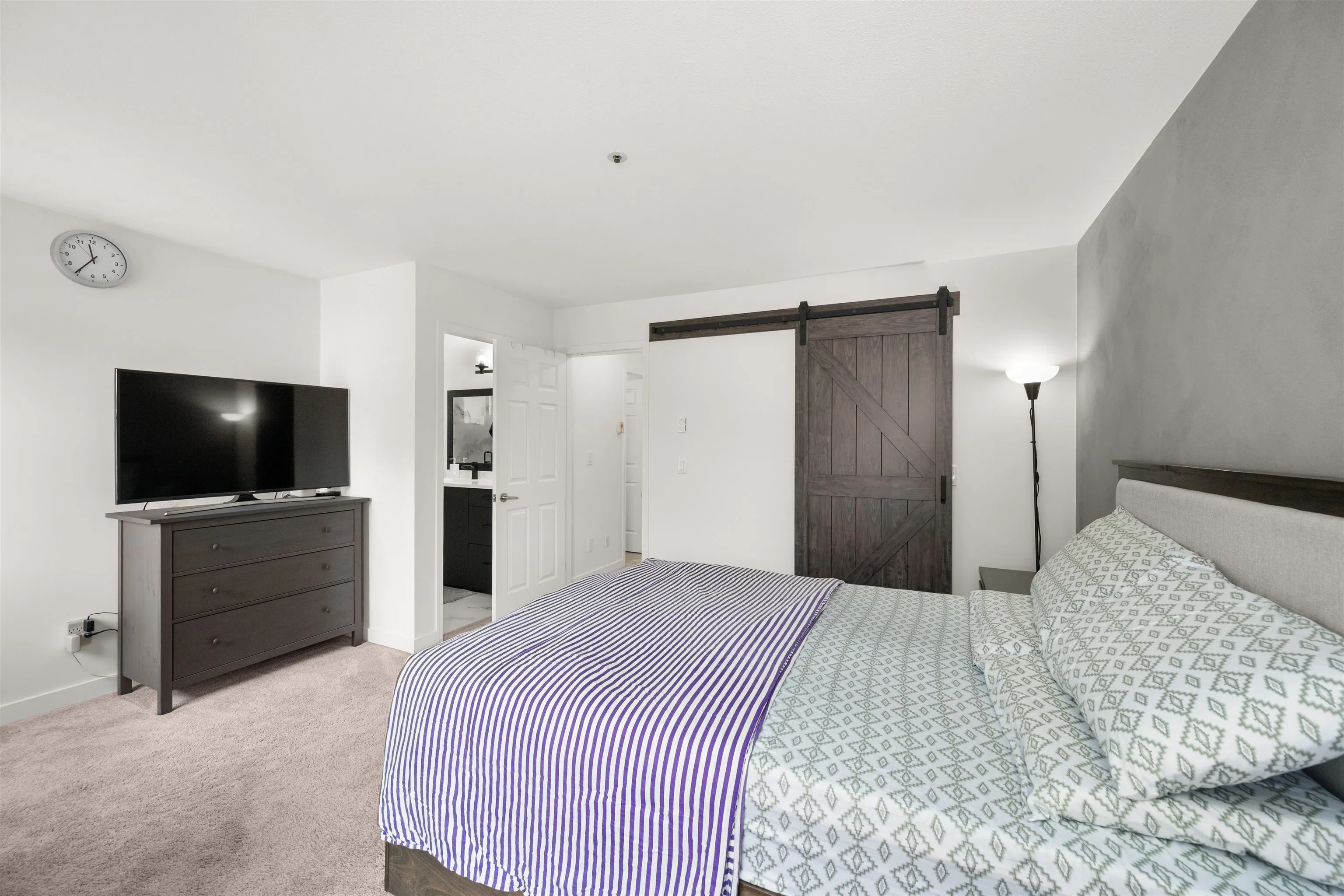 17 12188 Harris Road