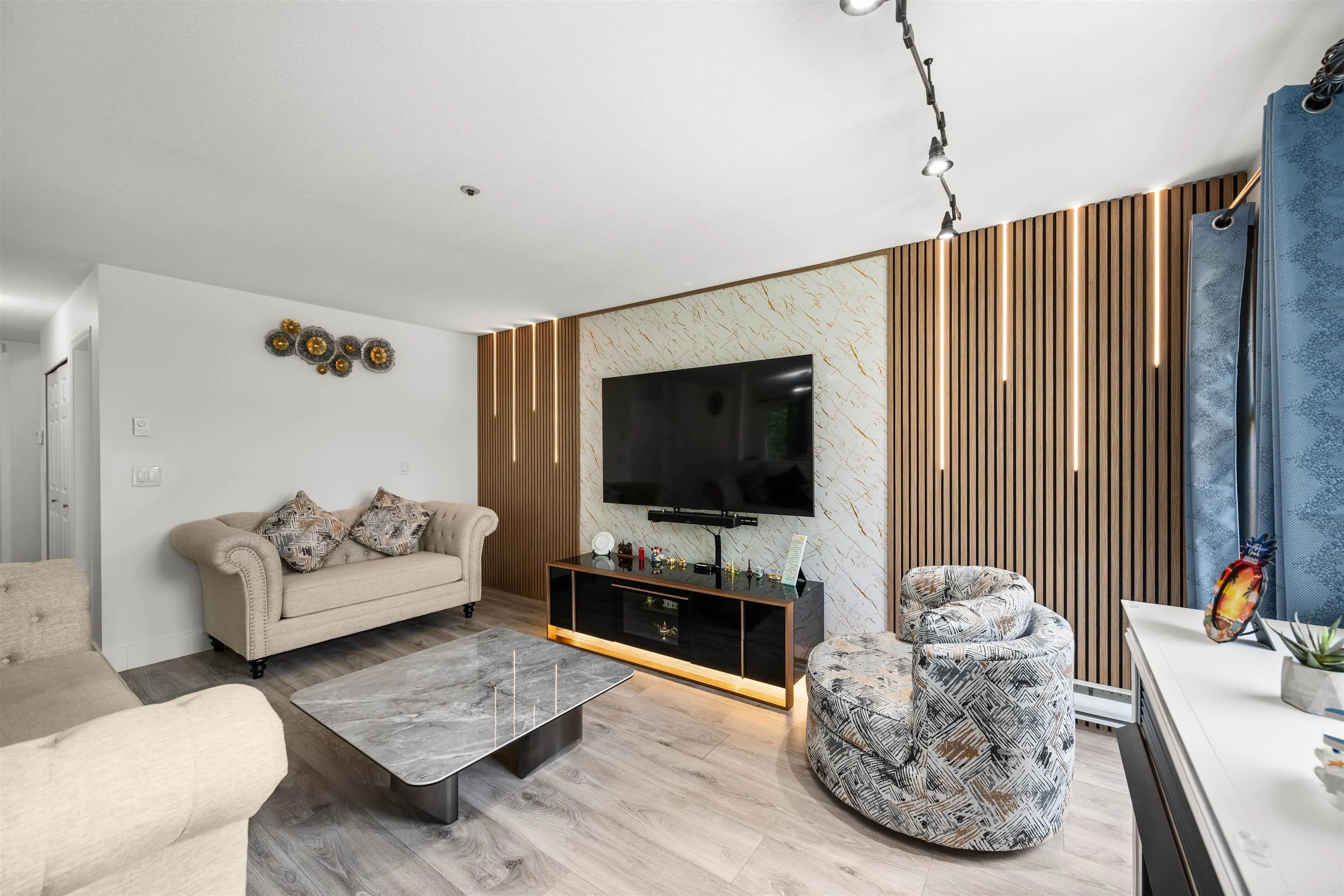 17 12188 Harris Road