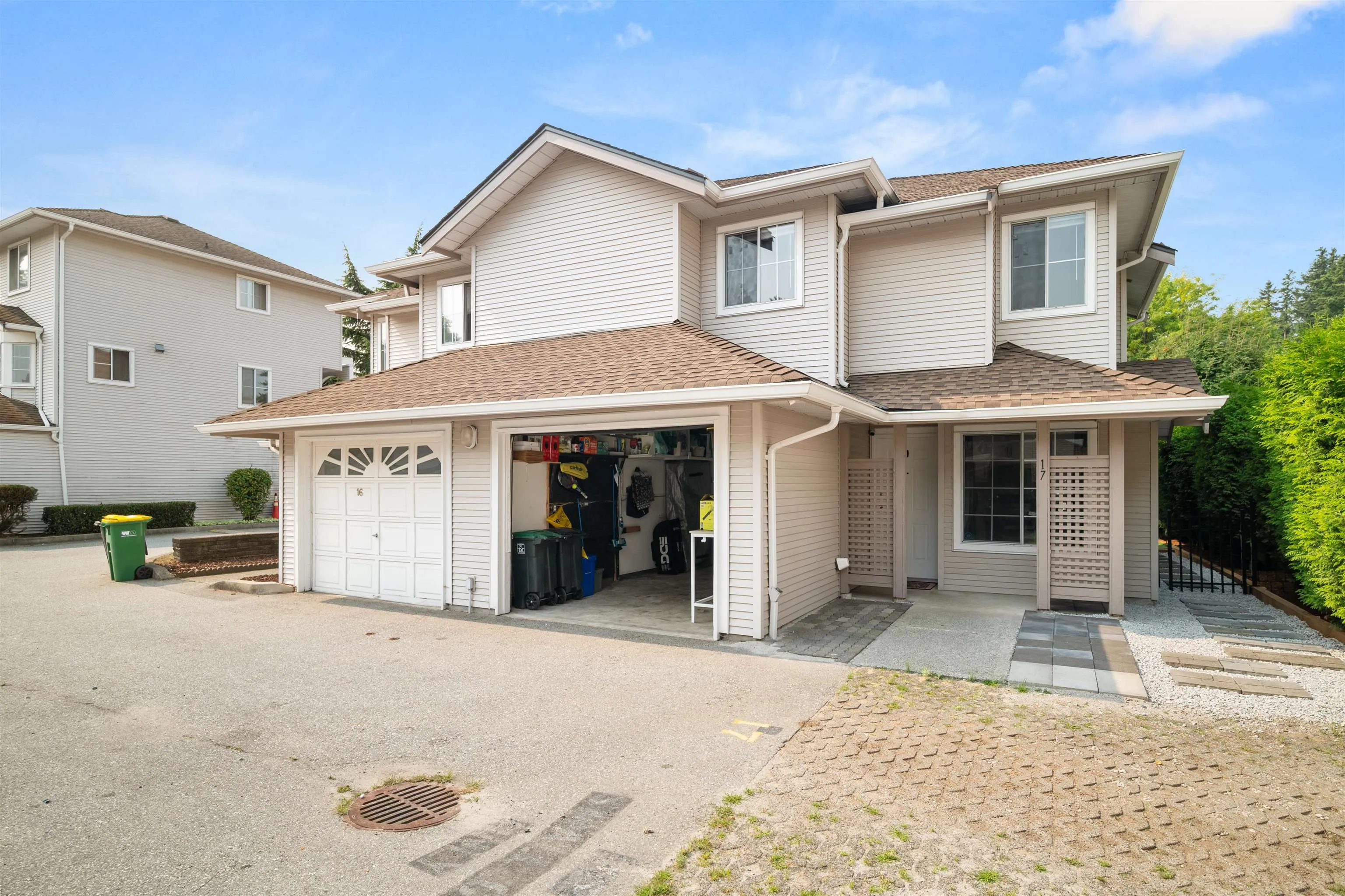 17 12188 Harris Road