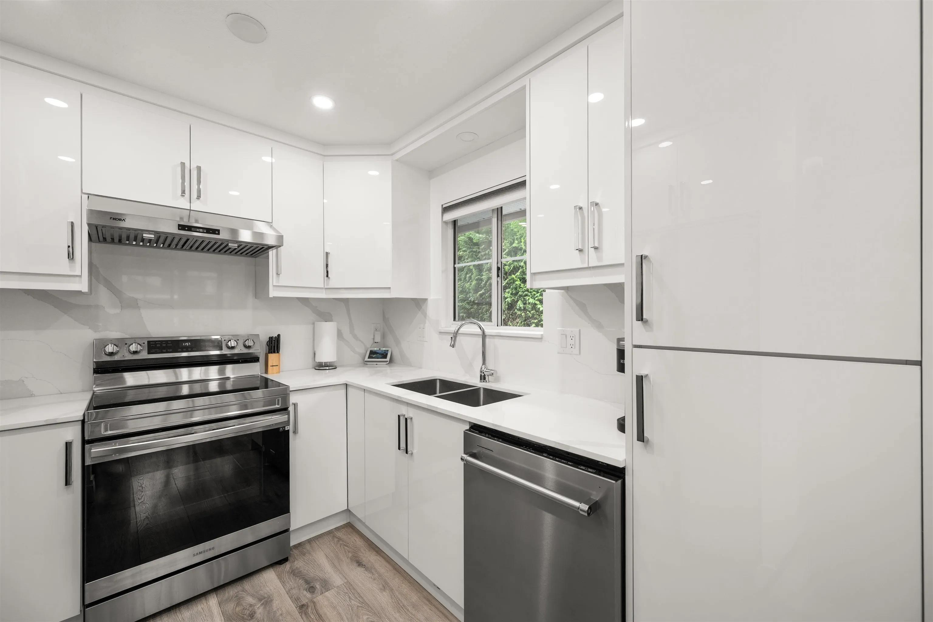 17 12188 Harris Road