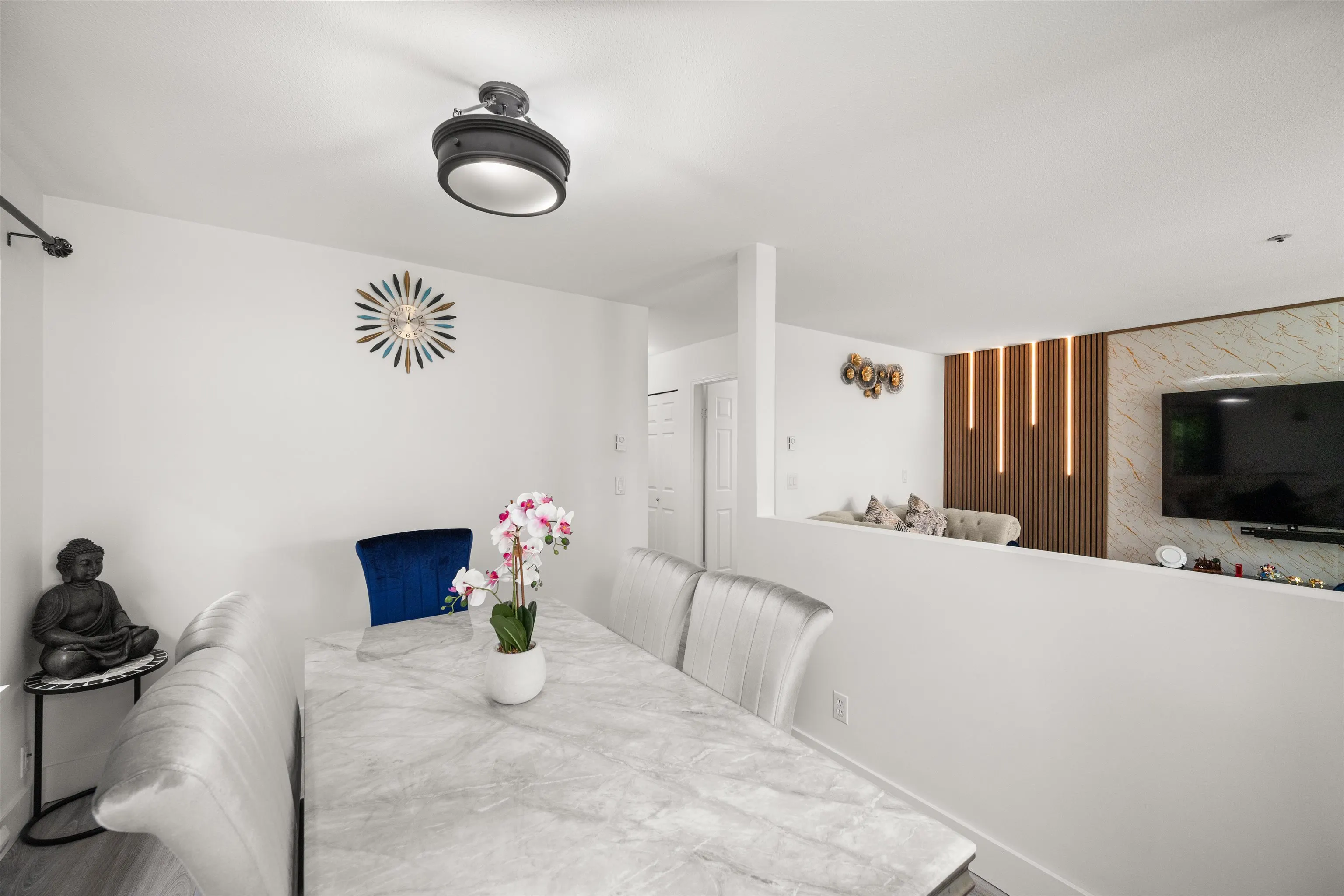 17 12188 Harris Road