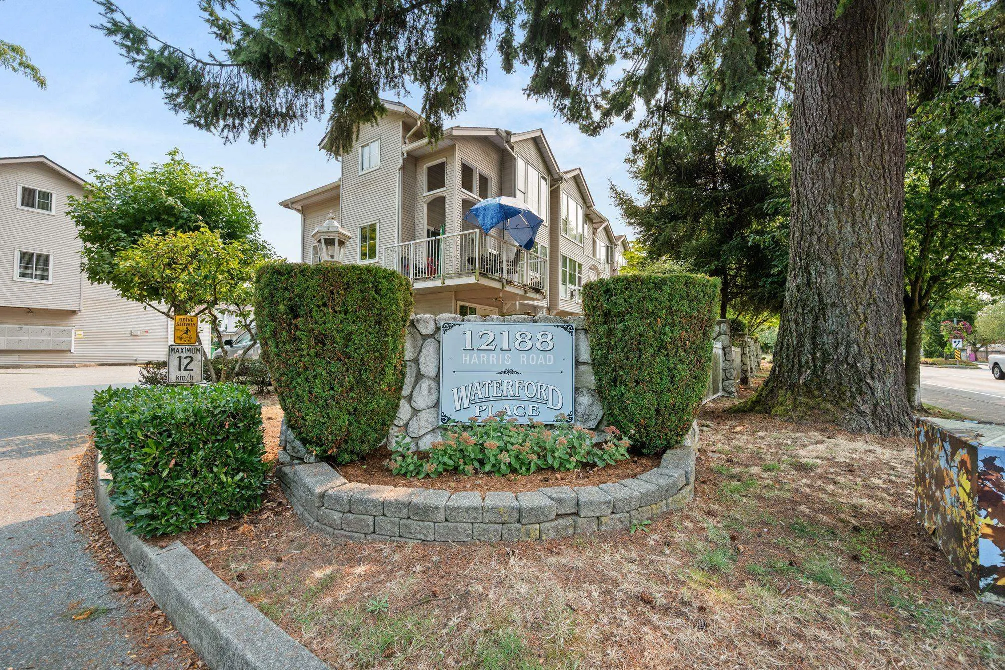 17 12188 Harris Road