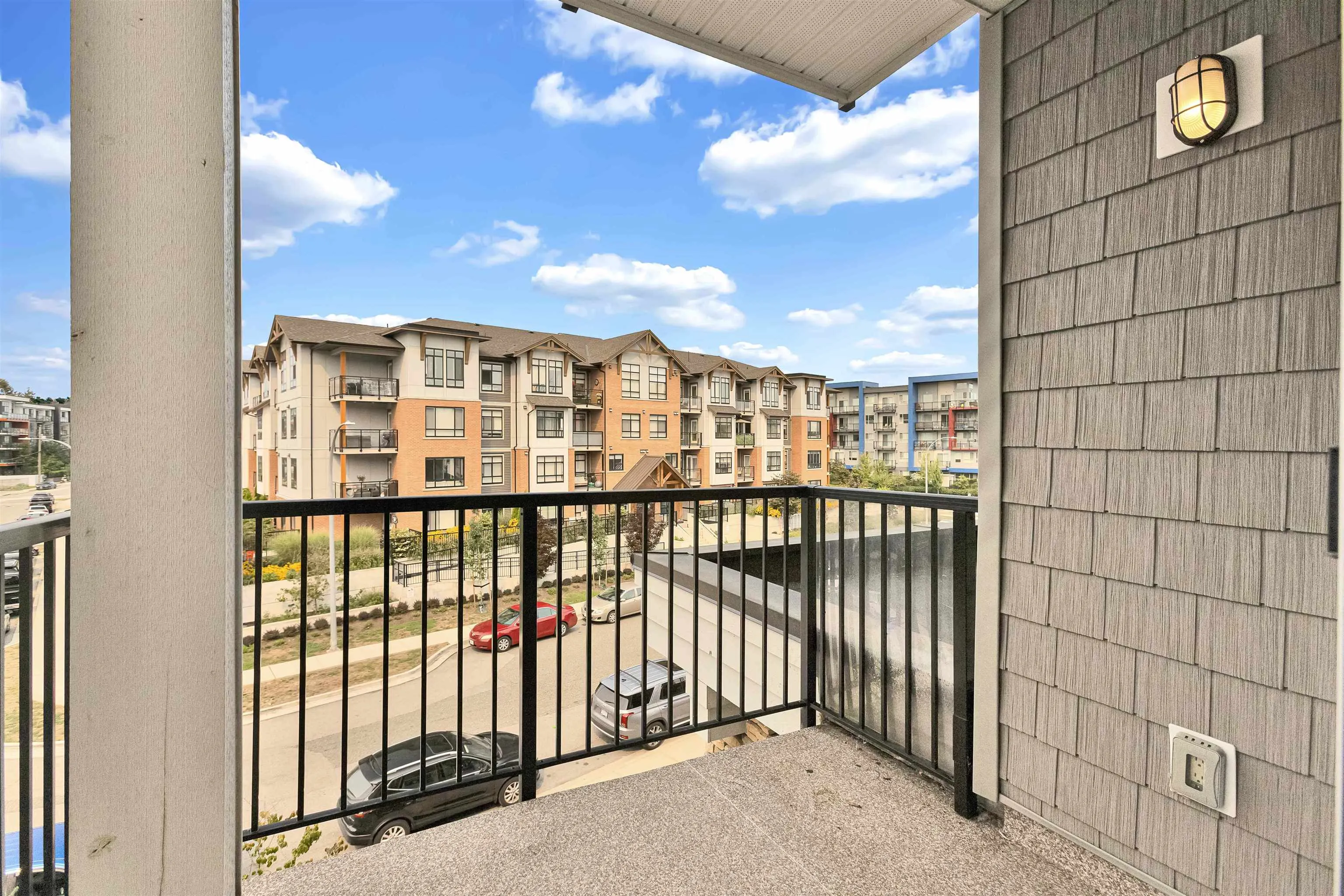 313 19940 Brydon Crescent