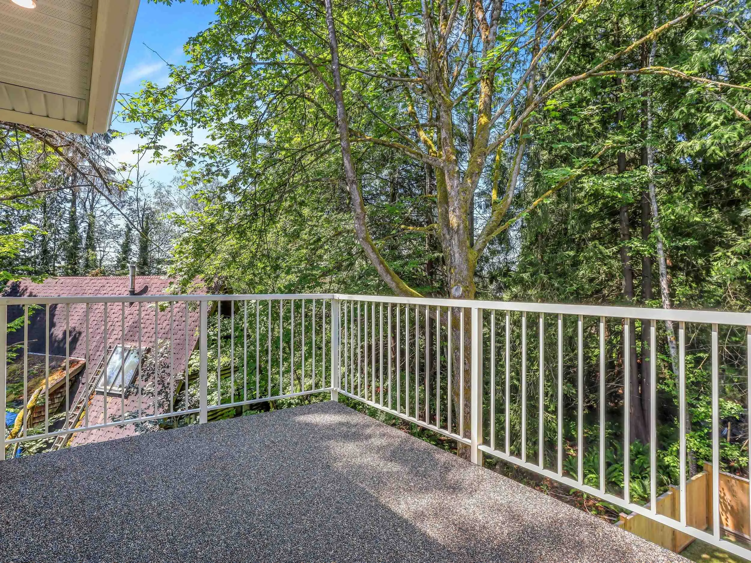 3553 Monson Crescent