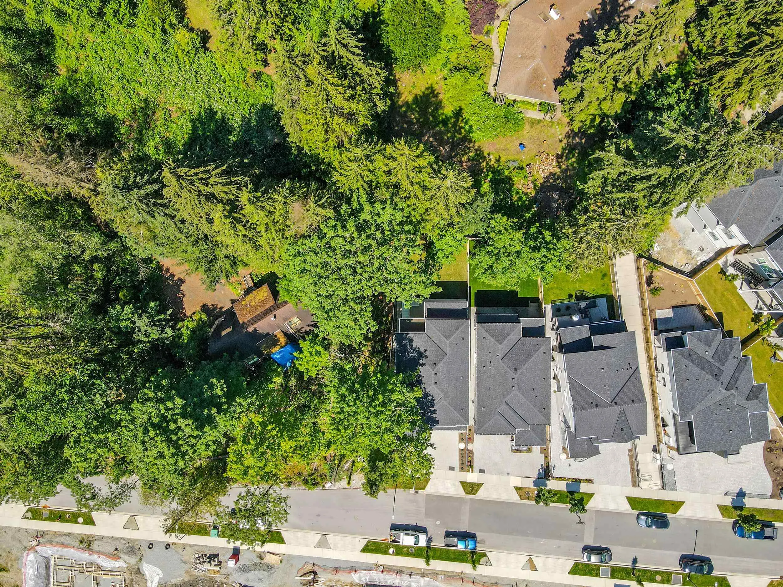 3553 Monson Crescent