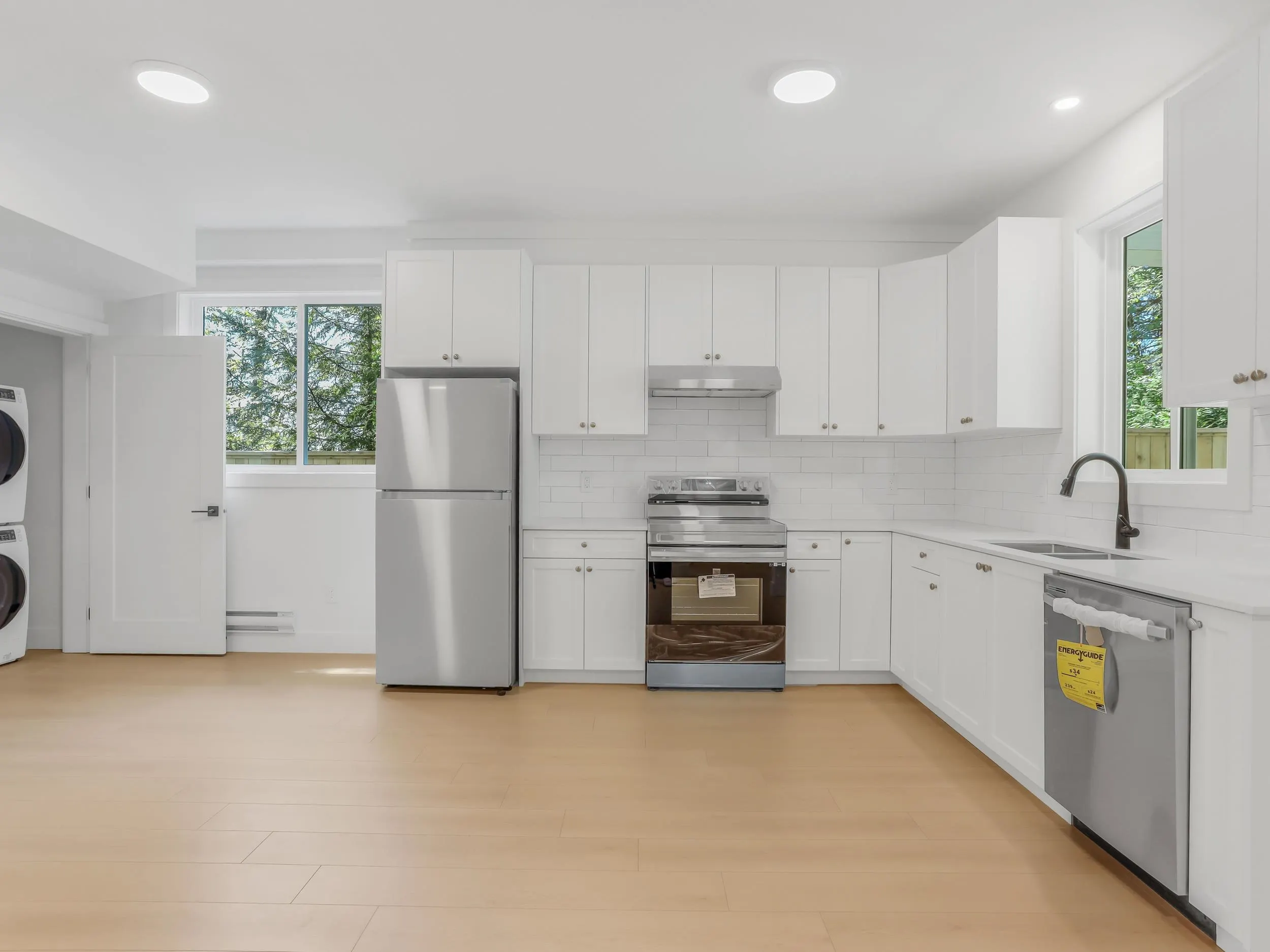BSMT 3553 Monson Crescent