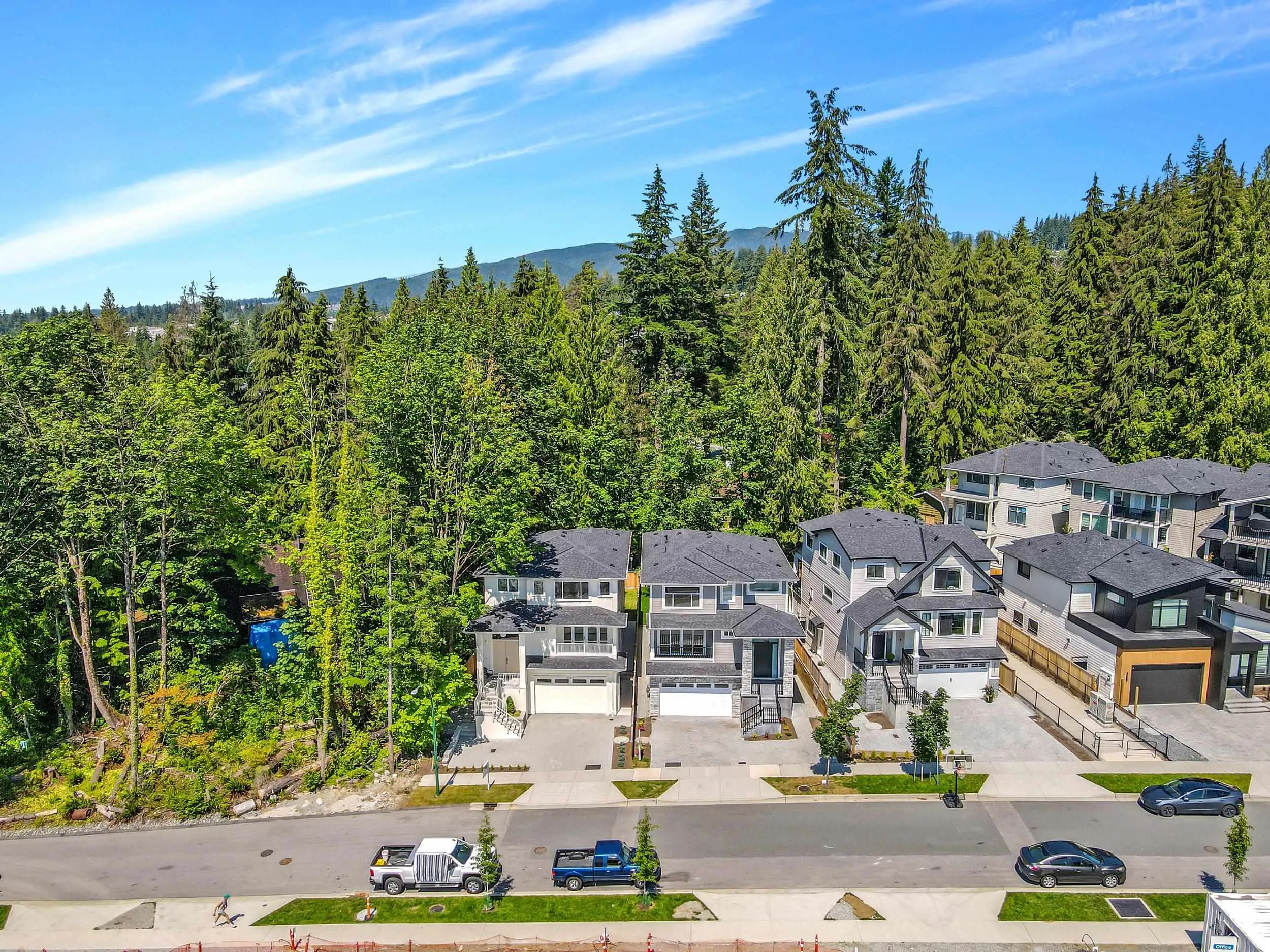 BSMT 3553 Monson Crescent