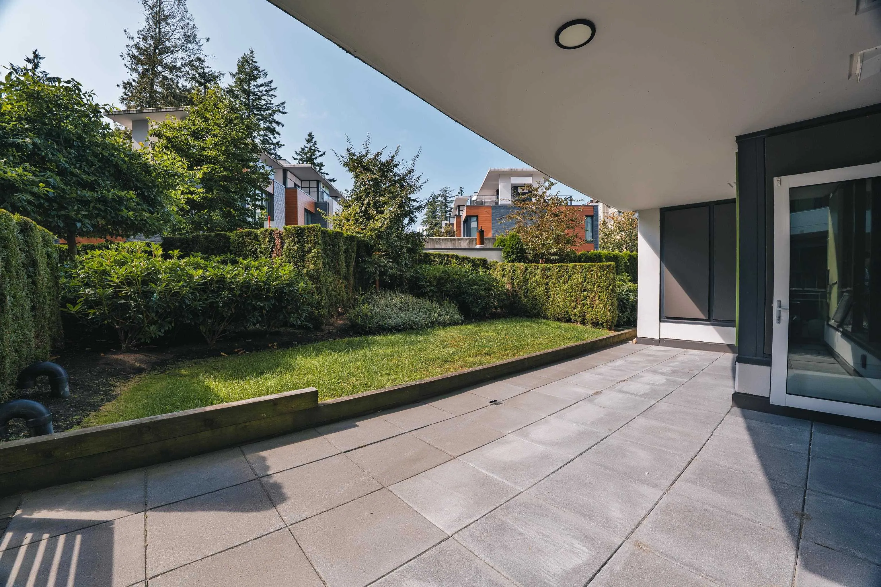 201 3533 Ross Drive