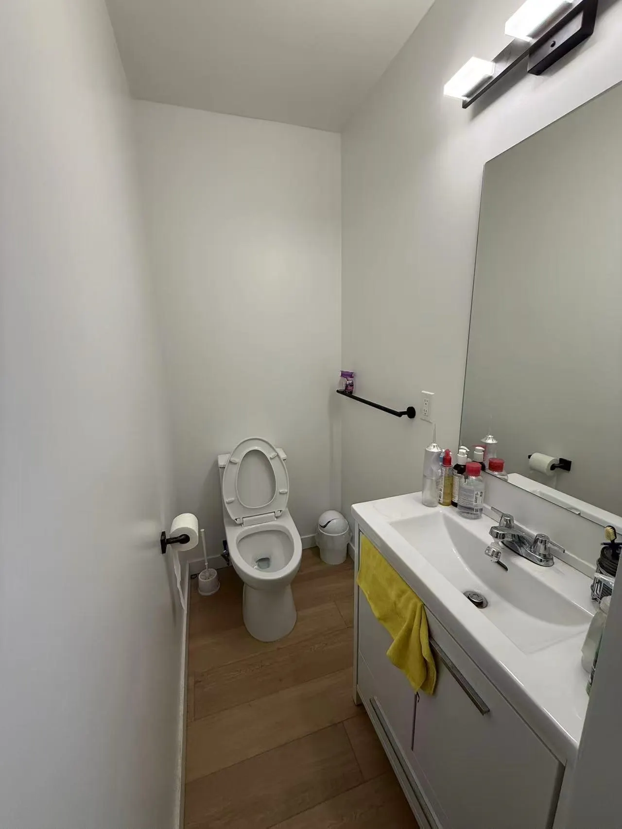 Main 3470 Dundas Street