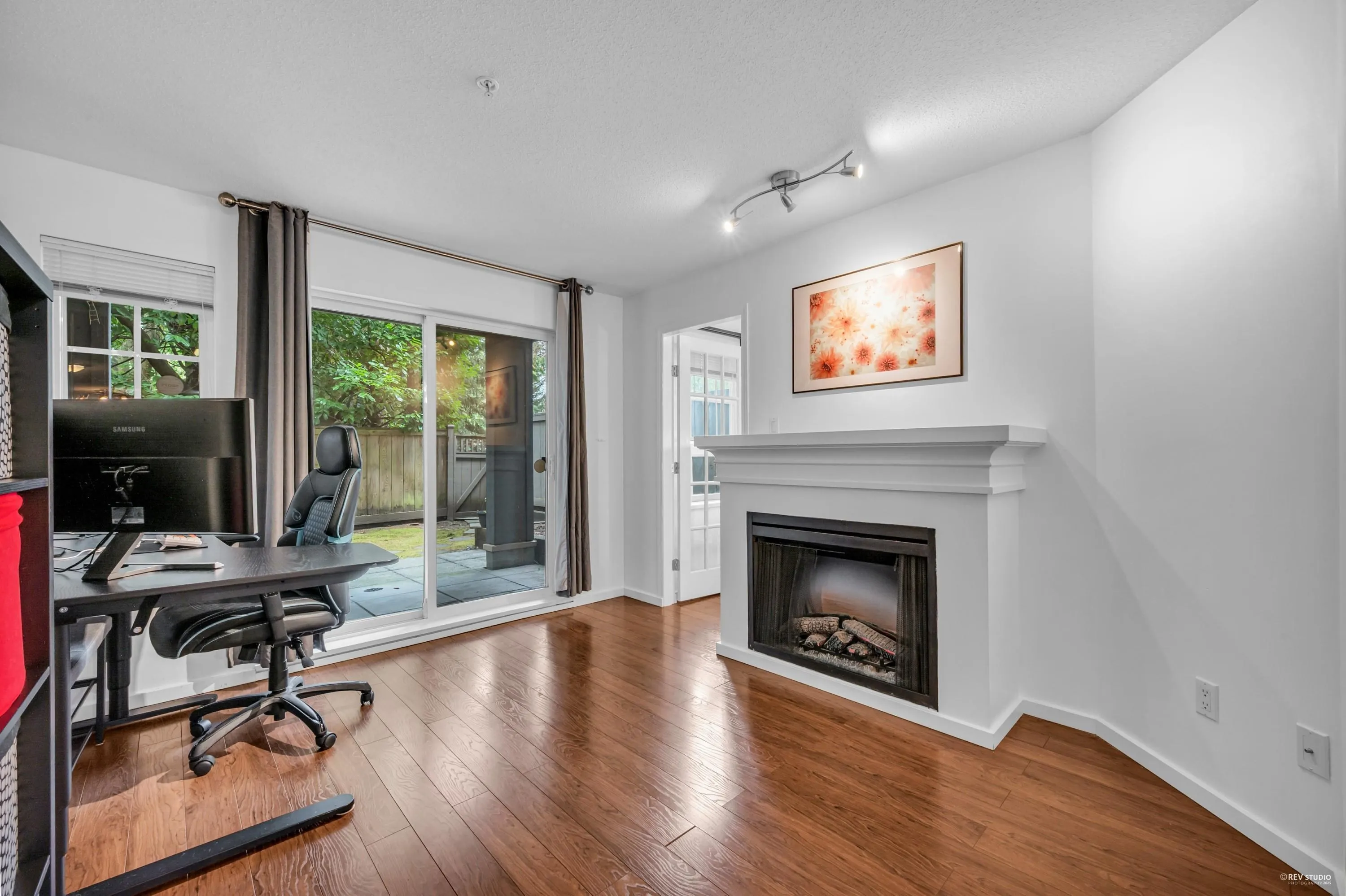 111 3388 Morrey Court