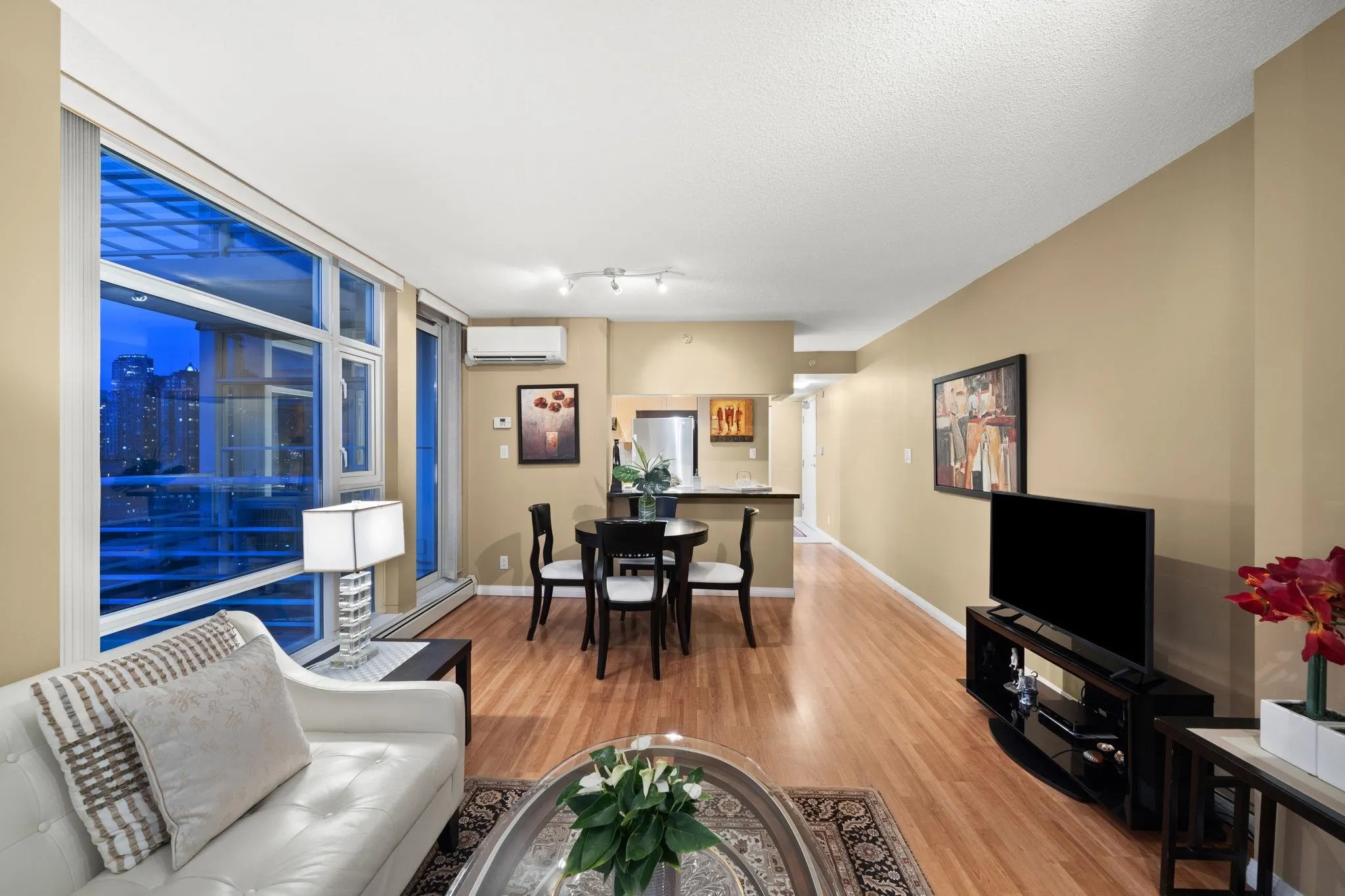 2306 1199 Marinaside Crescent