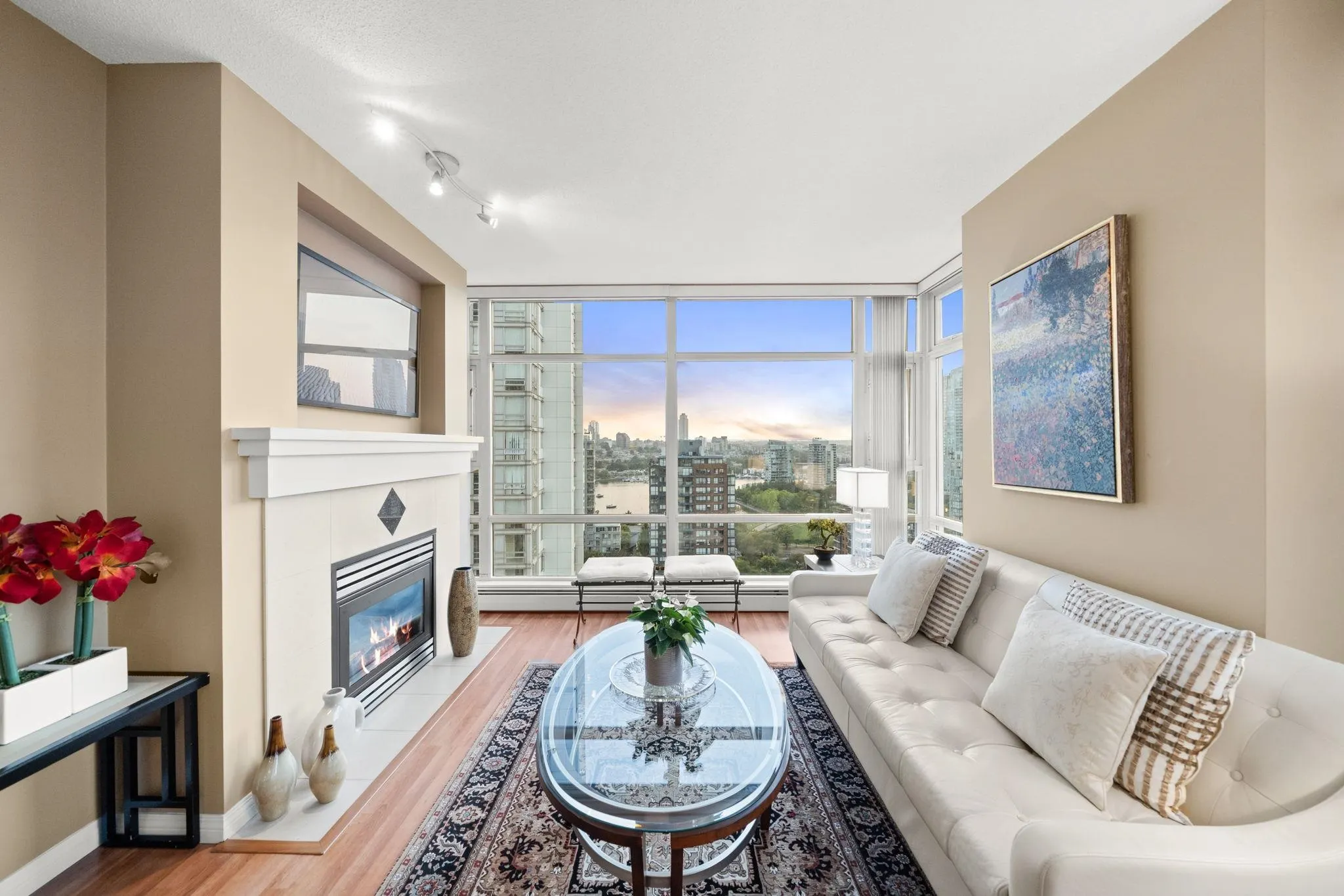 2306 1199 Marinaside Crescent