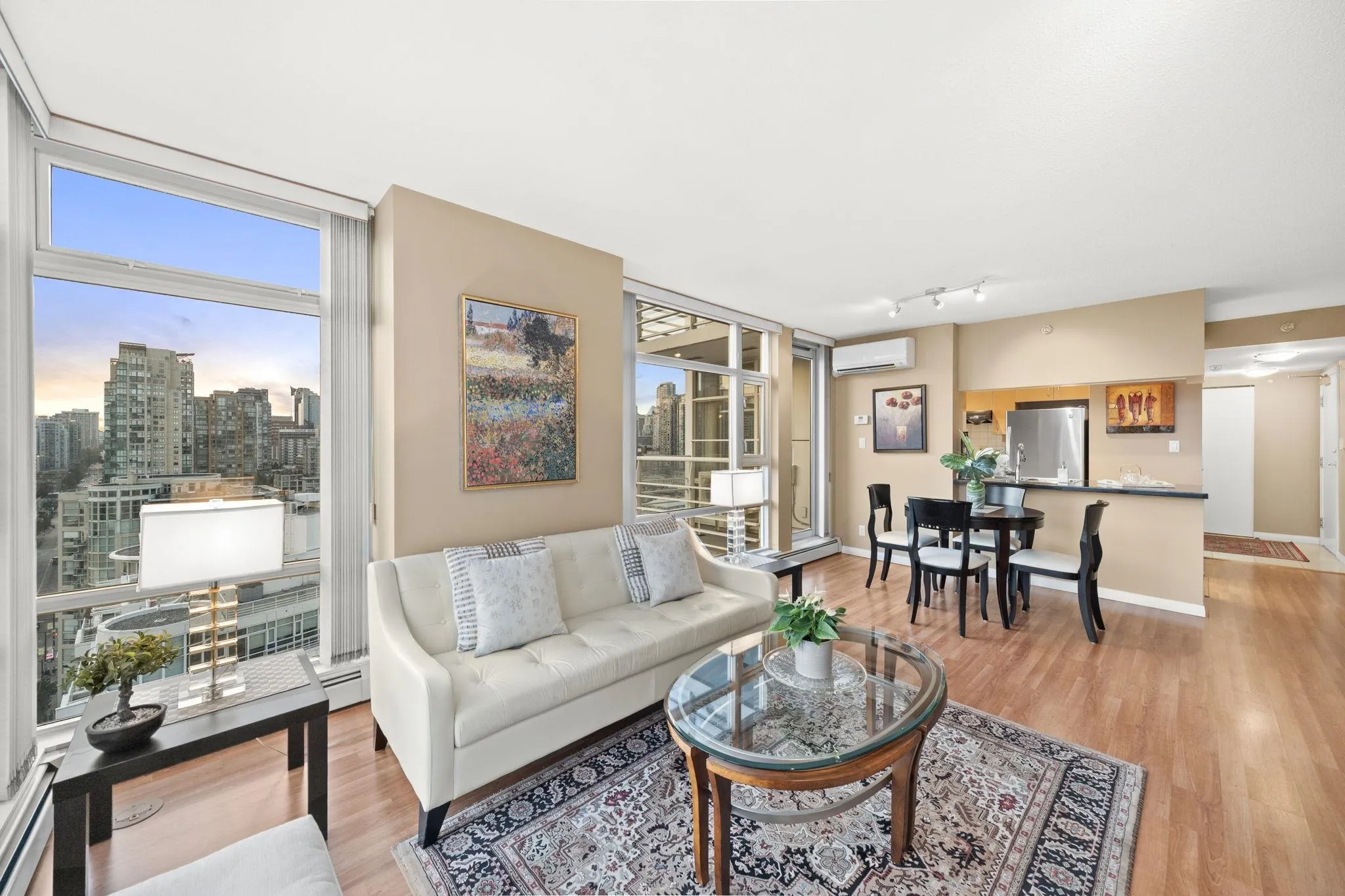 2306 1199 Marinaside Crescent