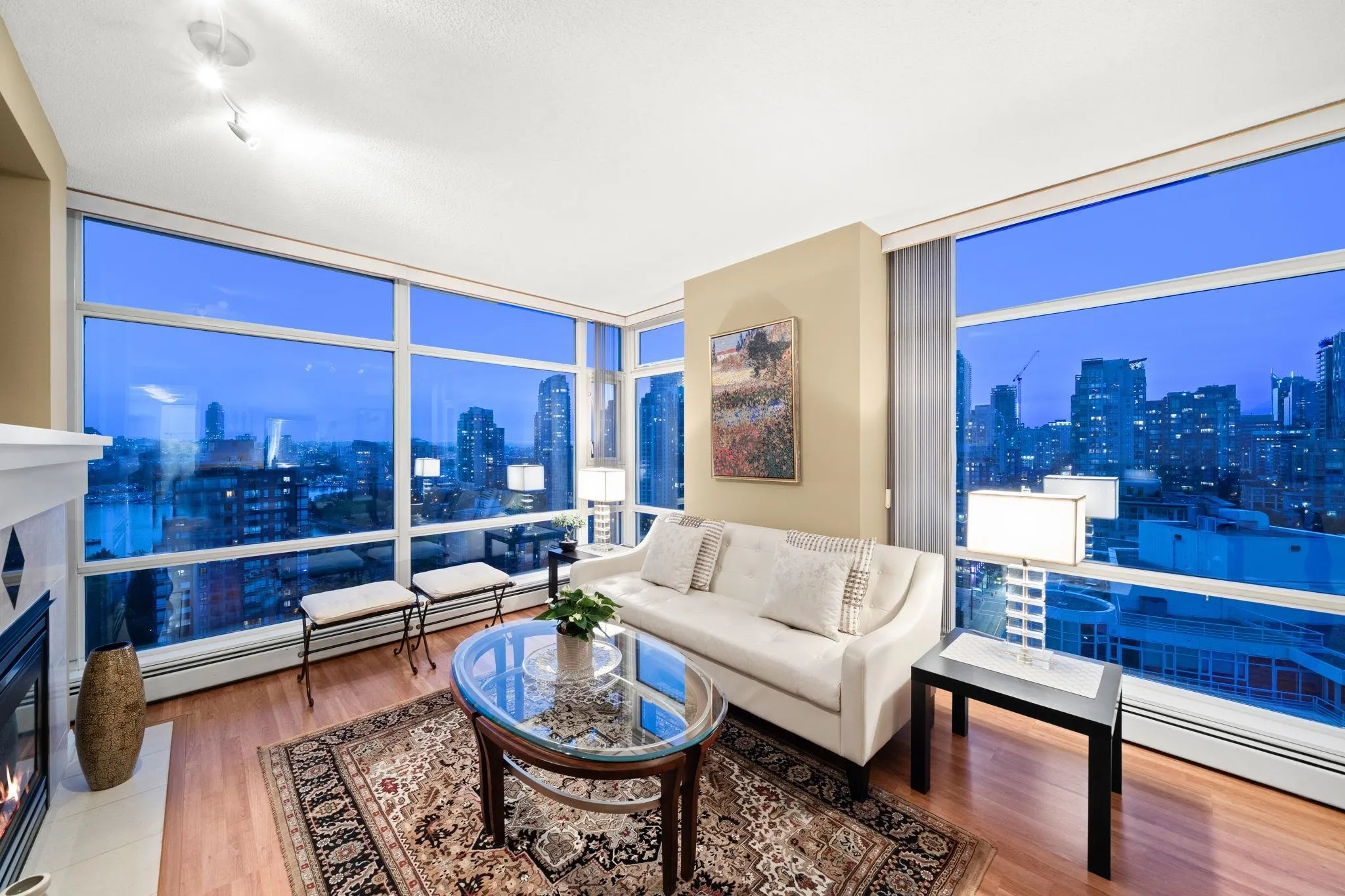2306 1199 Marinaside Crescent