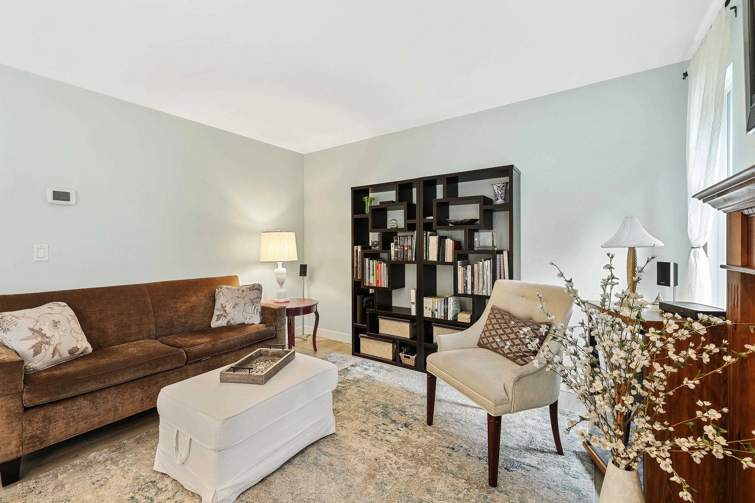 106 1140 Castle Crescent