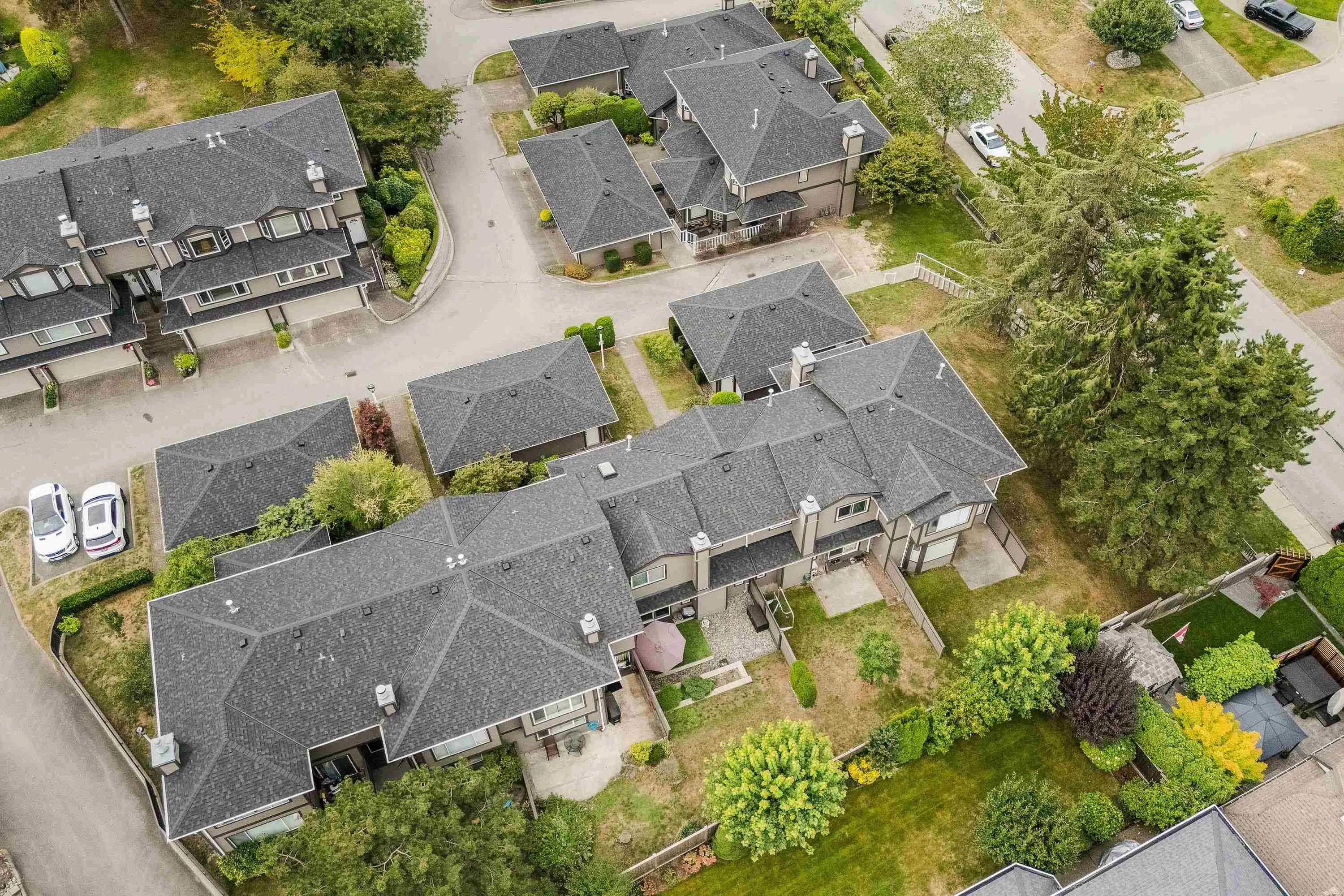 106 1140 Castle Crescent