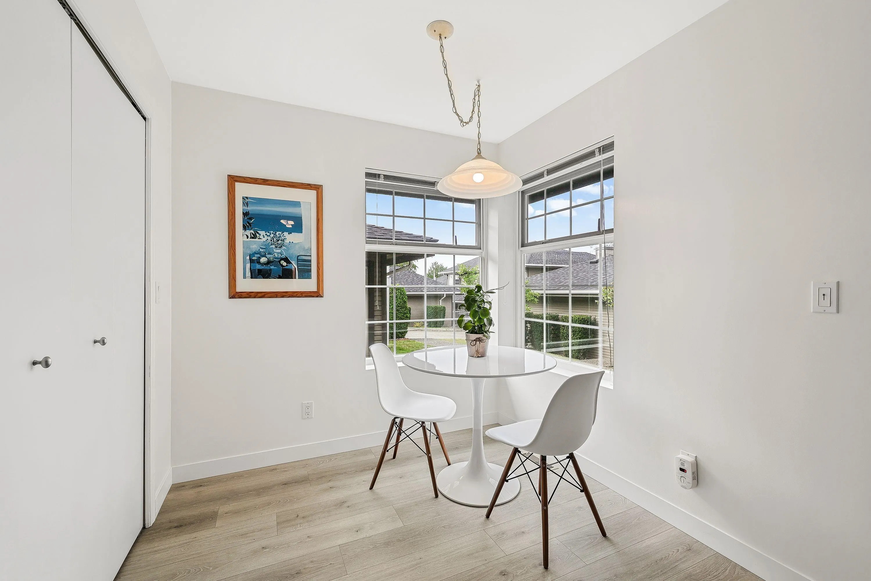 106 1140 Castle Crescent