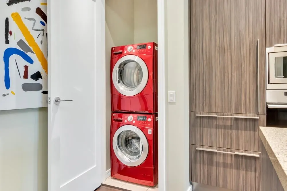 1618 Columbia Street