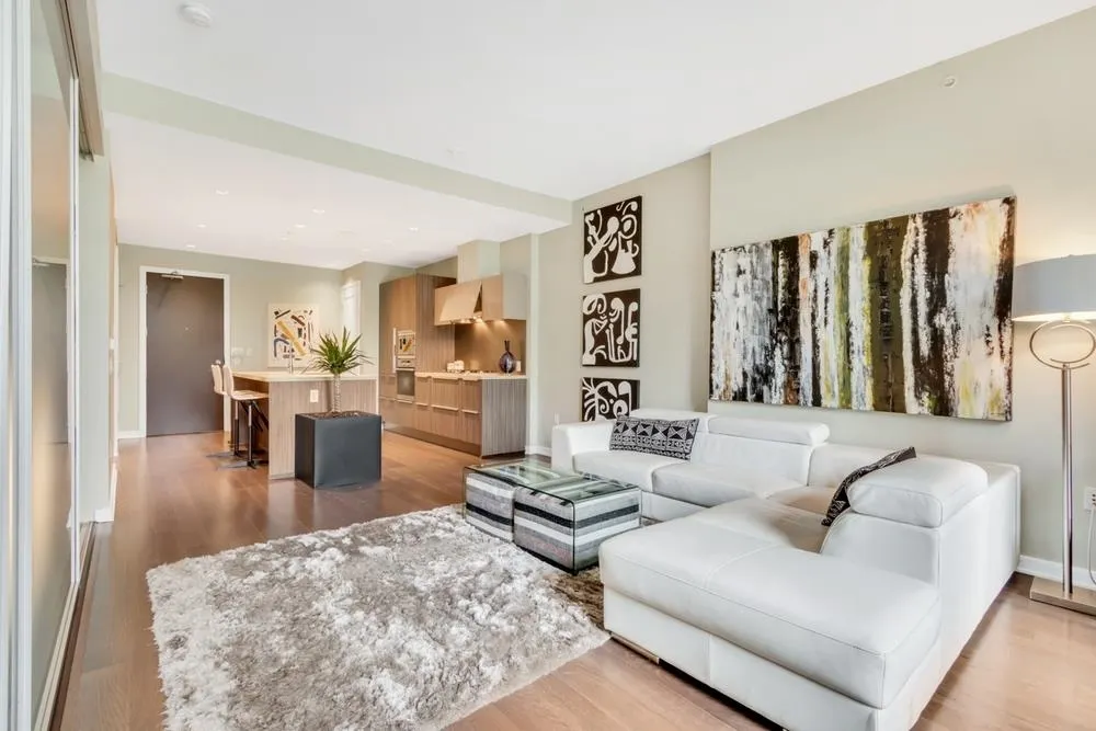 1618 Columbia Street