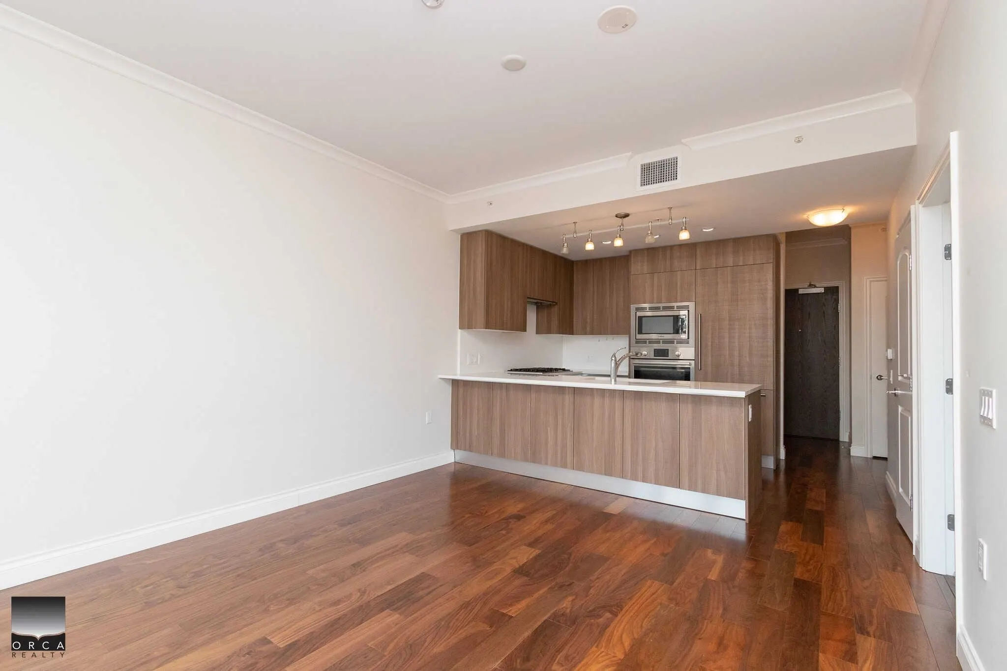 610 175 Victory Ship Way