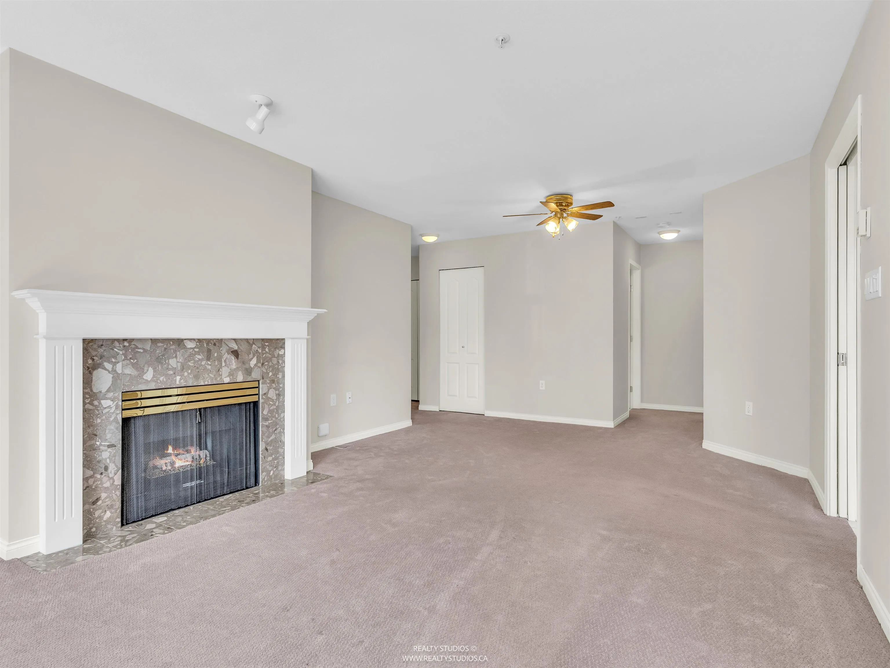 413 2059 Chesterfield Avenue