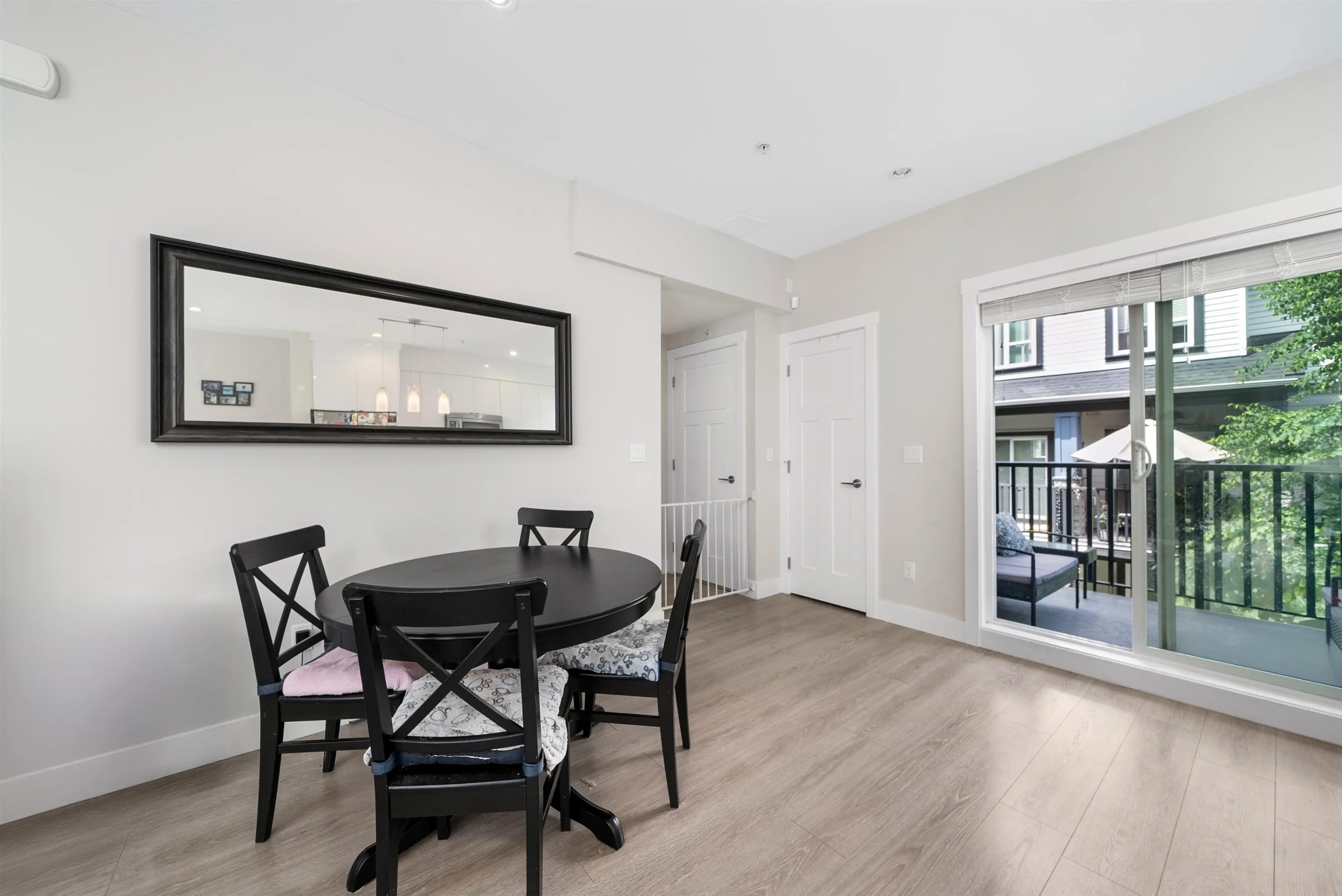 33 20856 76 Avenue