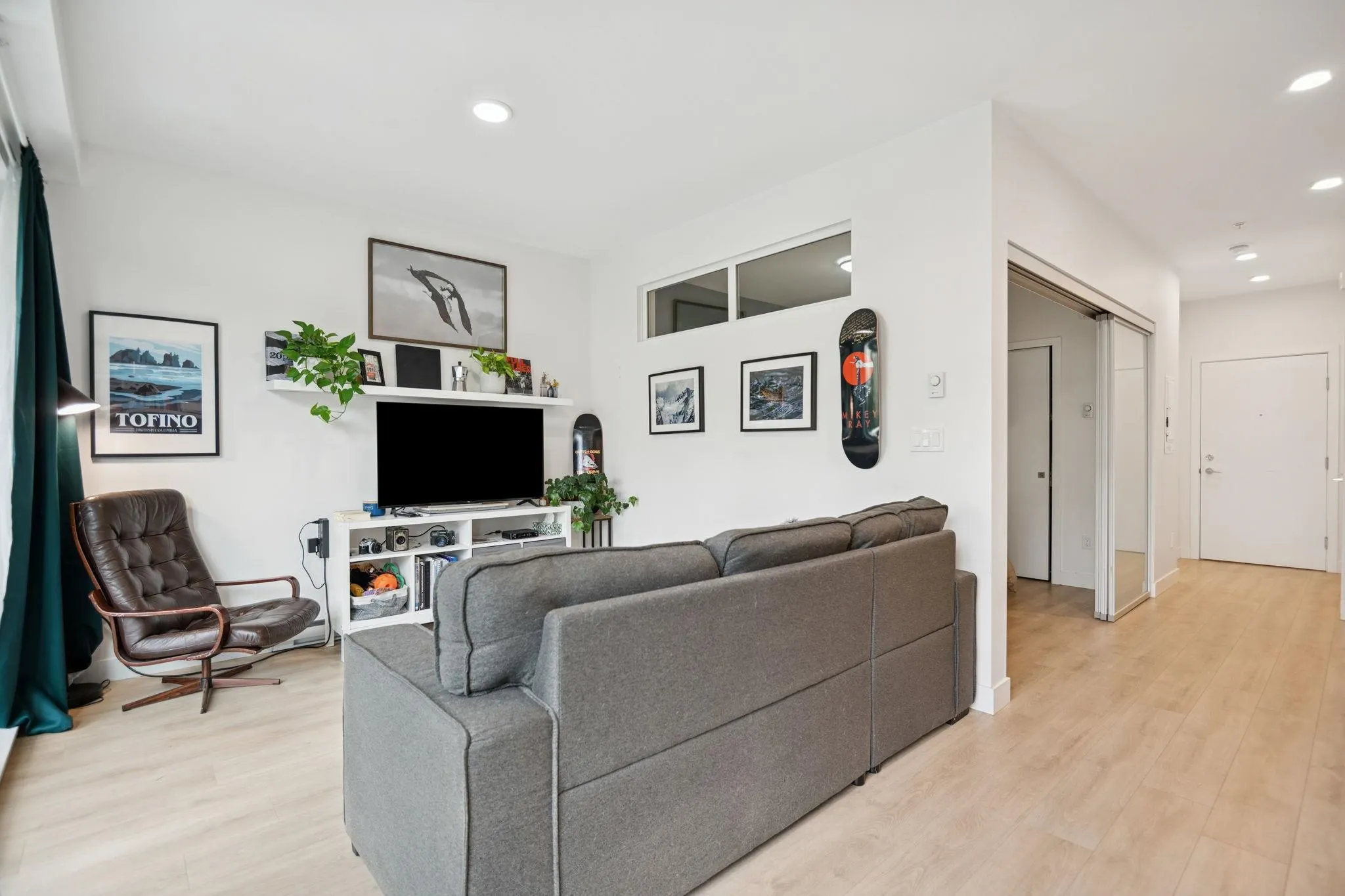 110 1792 Starling Drive