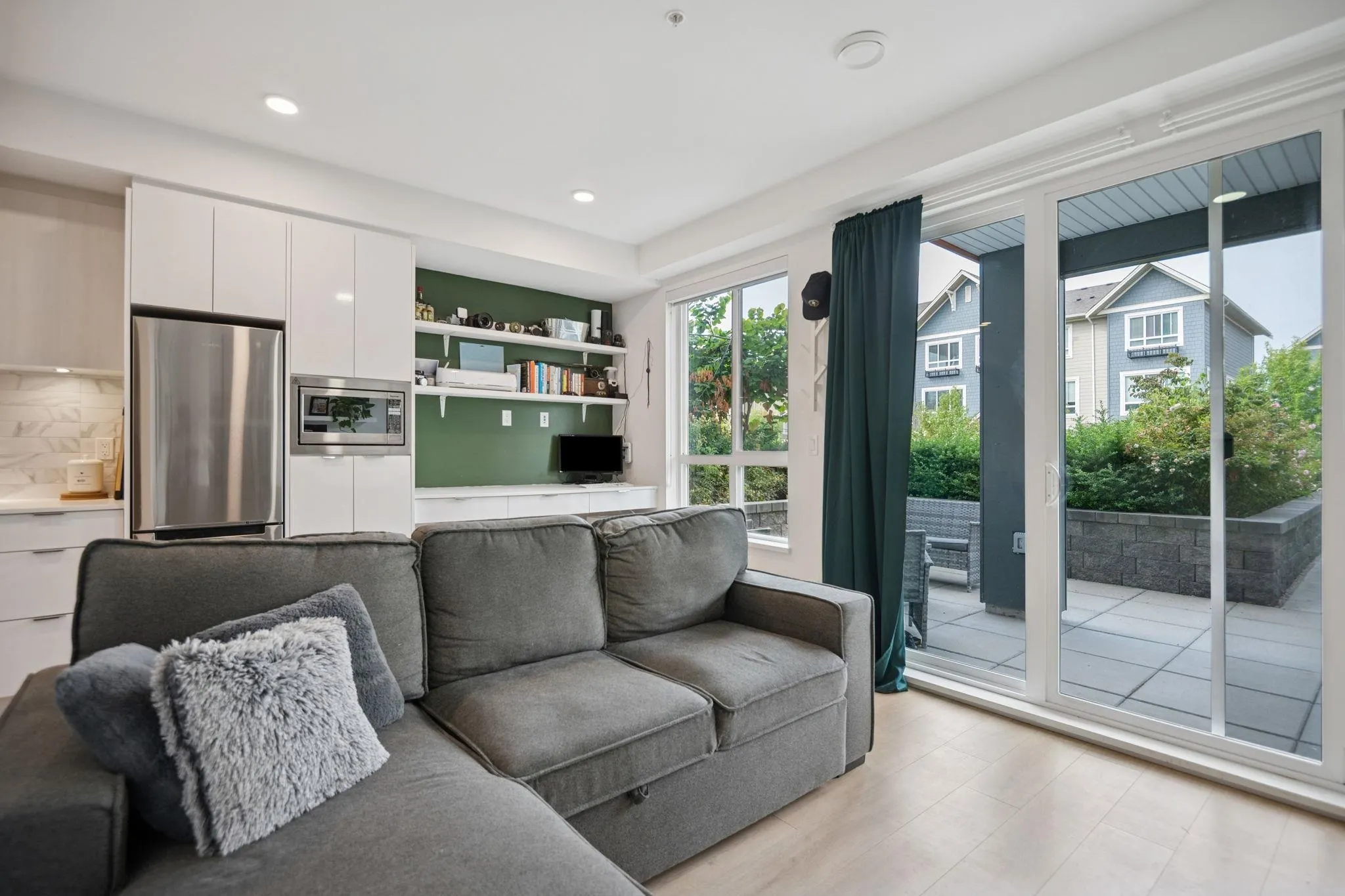 110 1792 Starling Drive