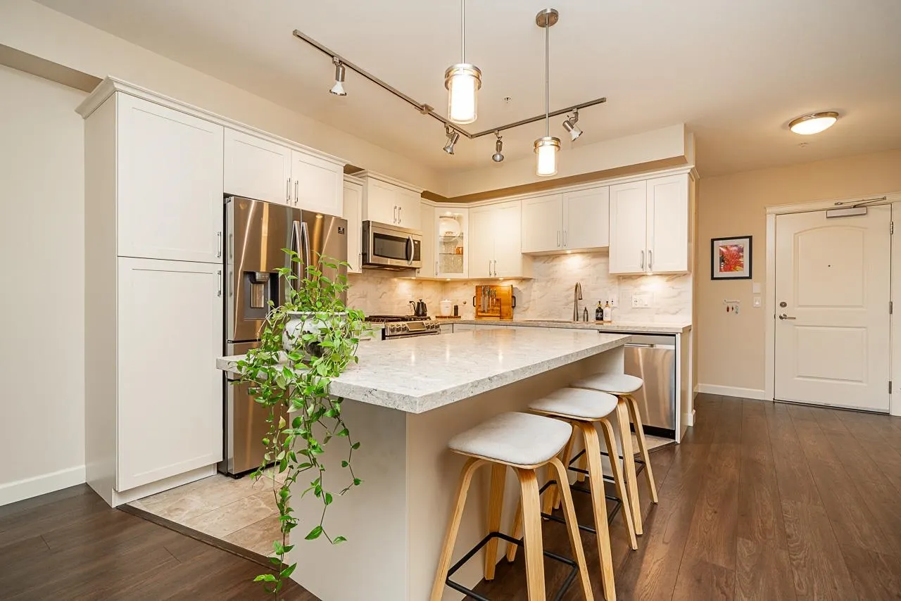 114 14588 Mcdougall Drive