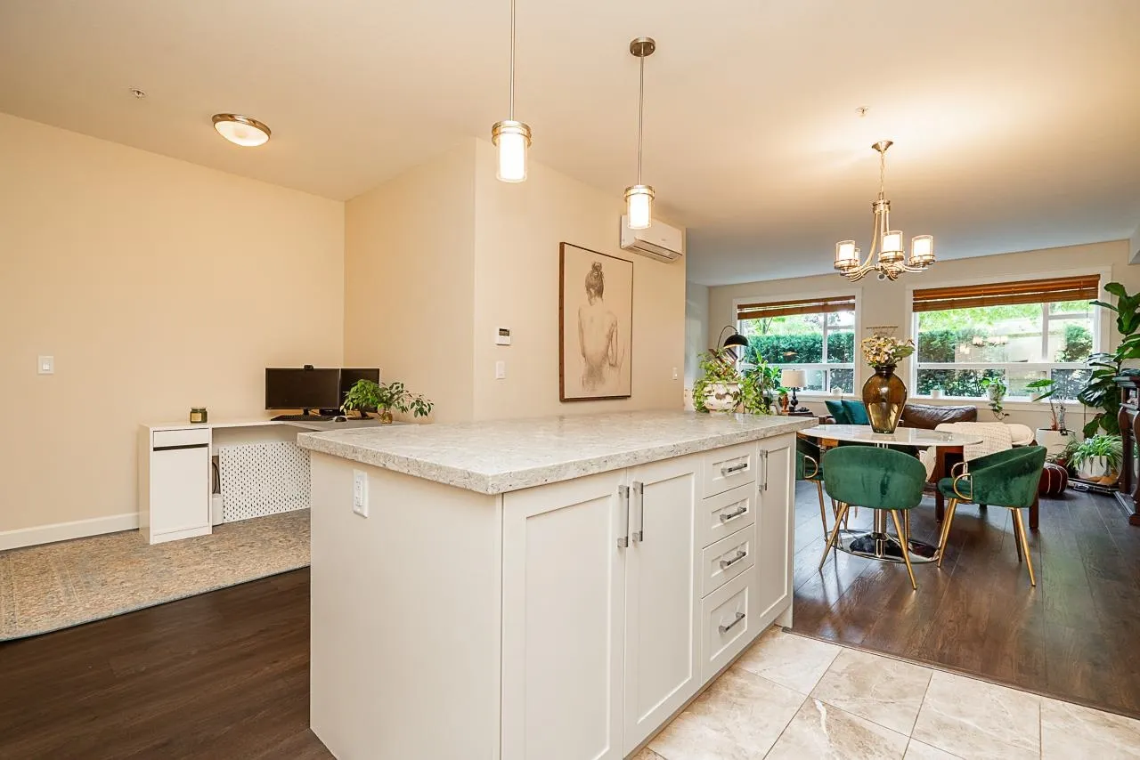 114 14588 Mcdougall Drive