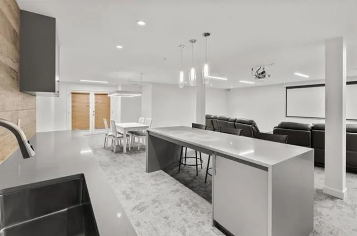114 14588 Mcdougall Drive