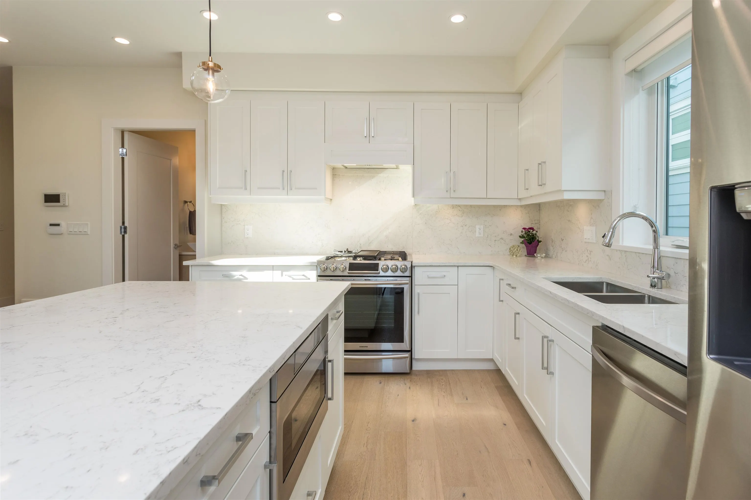 341 E 13th Street