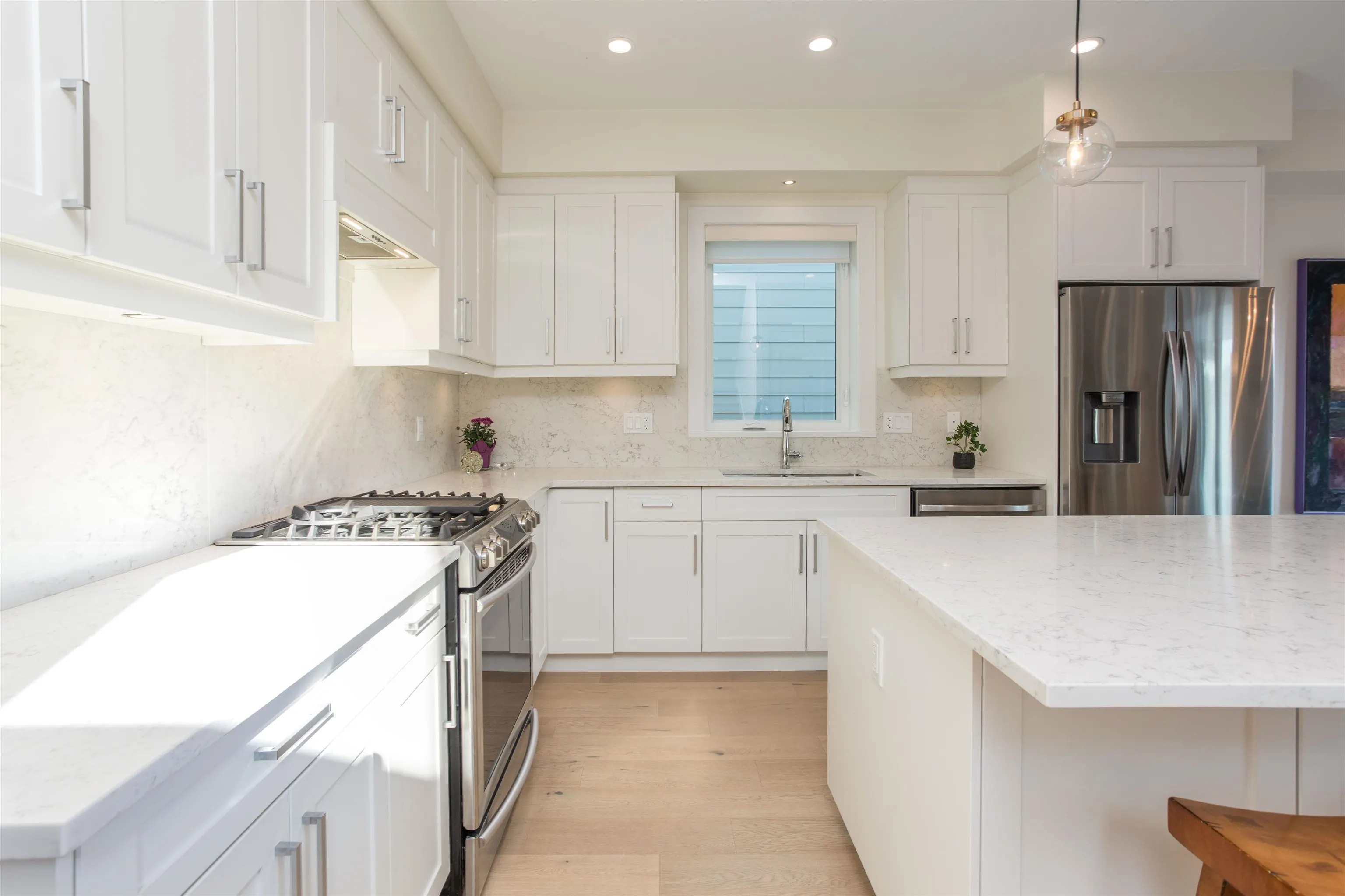 341 E 13th Street