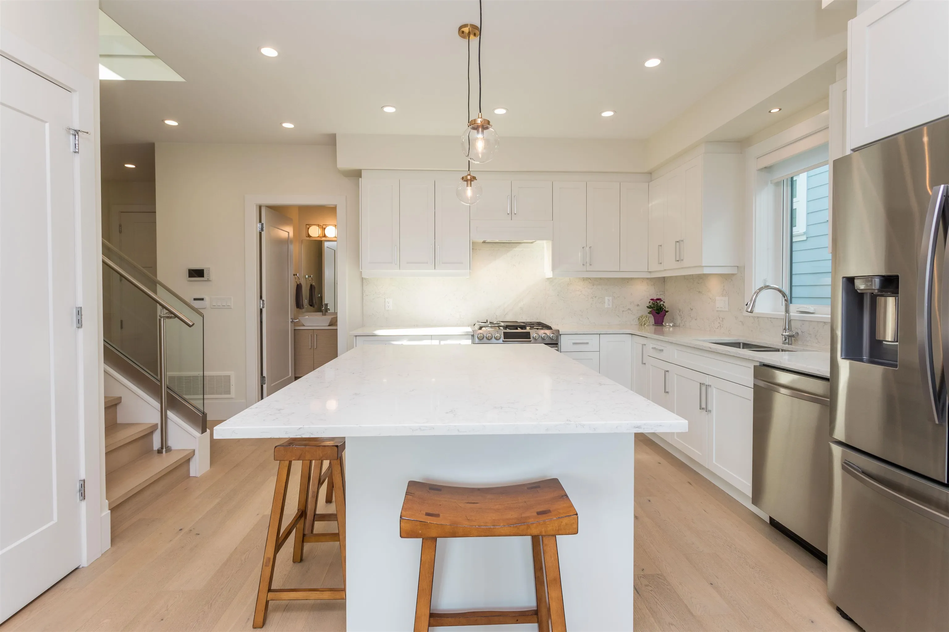 341 E 13th Street