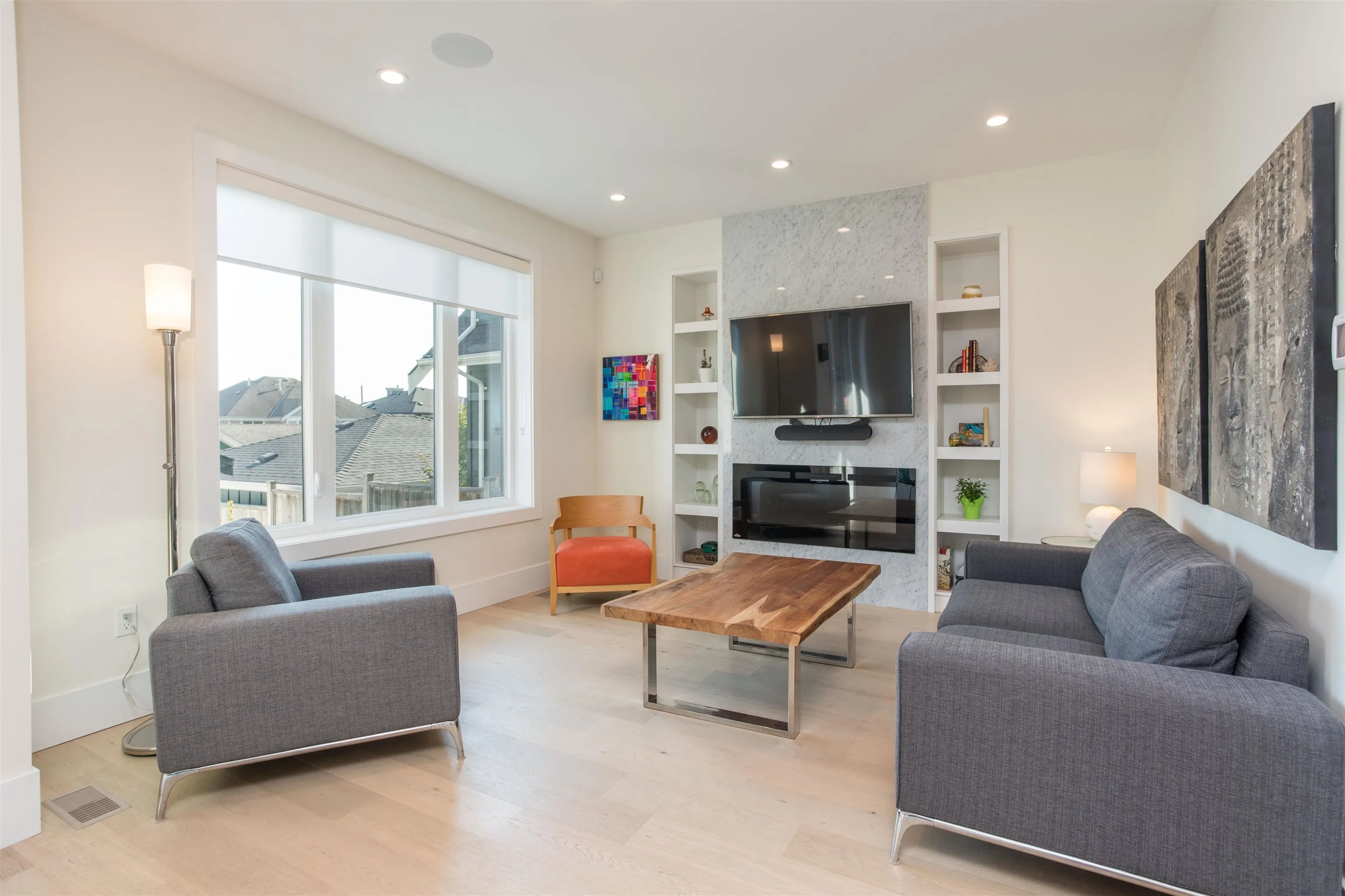 341 E 13th Street