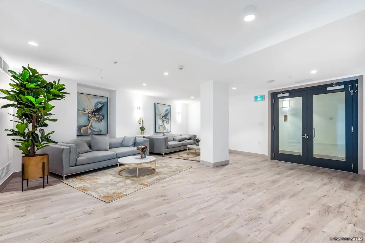 710 5766 Gilbert Road