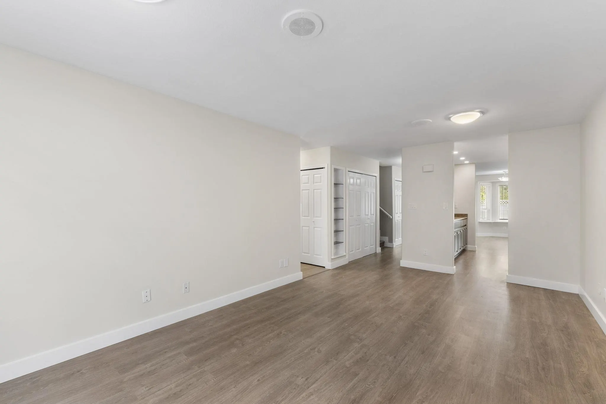 8 46191 Cessna Drive
