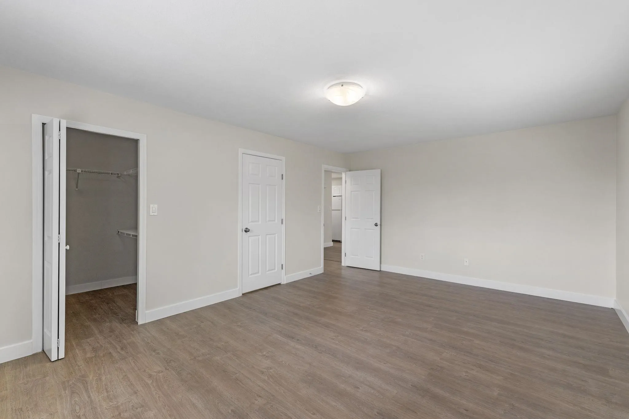 8 46191 Cessna Drive