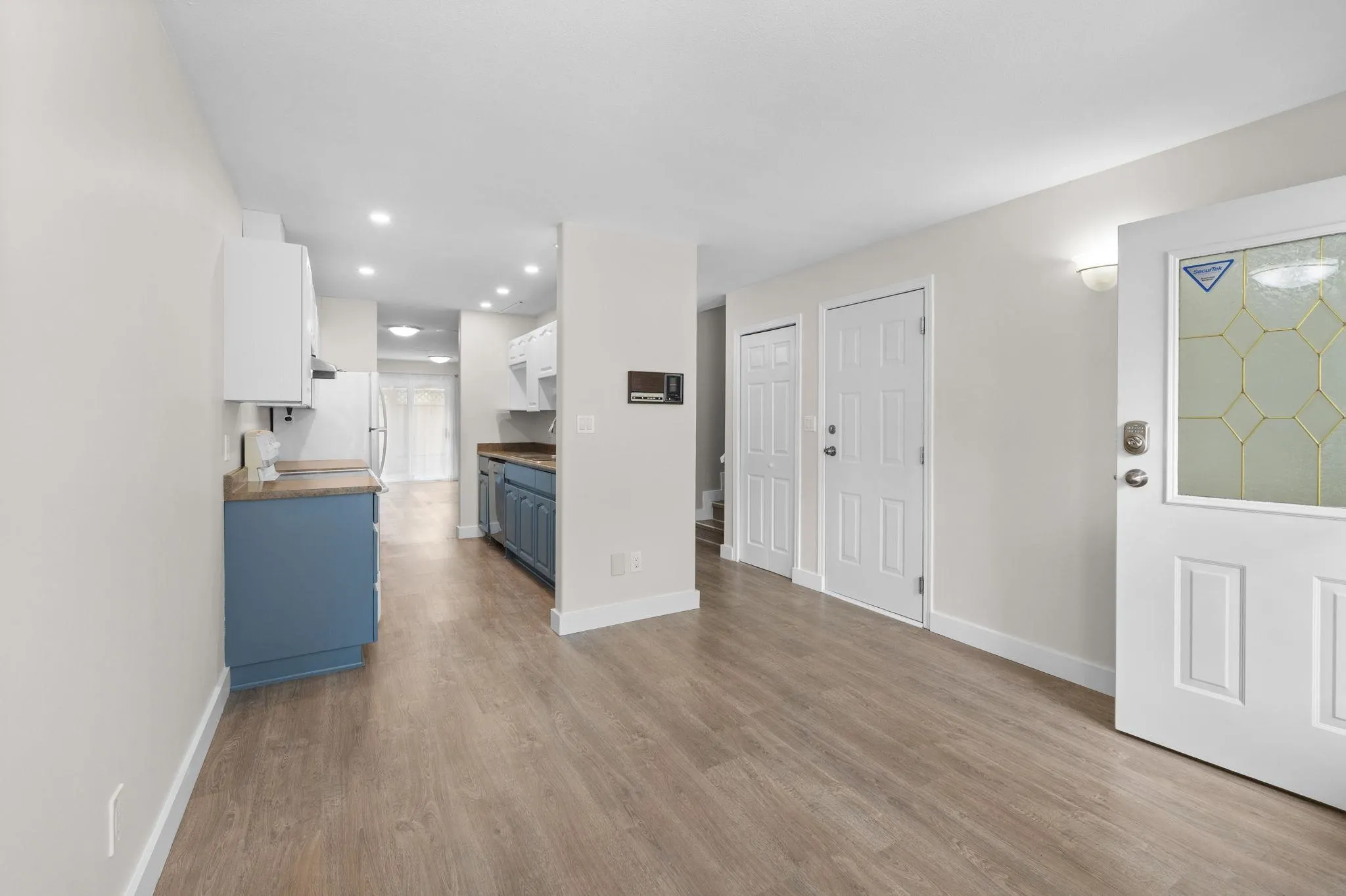 8 46191 Cessna Drive