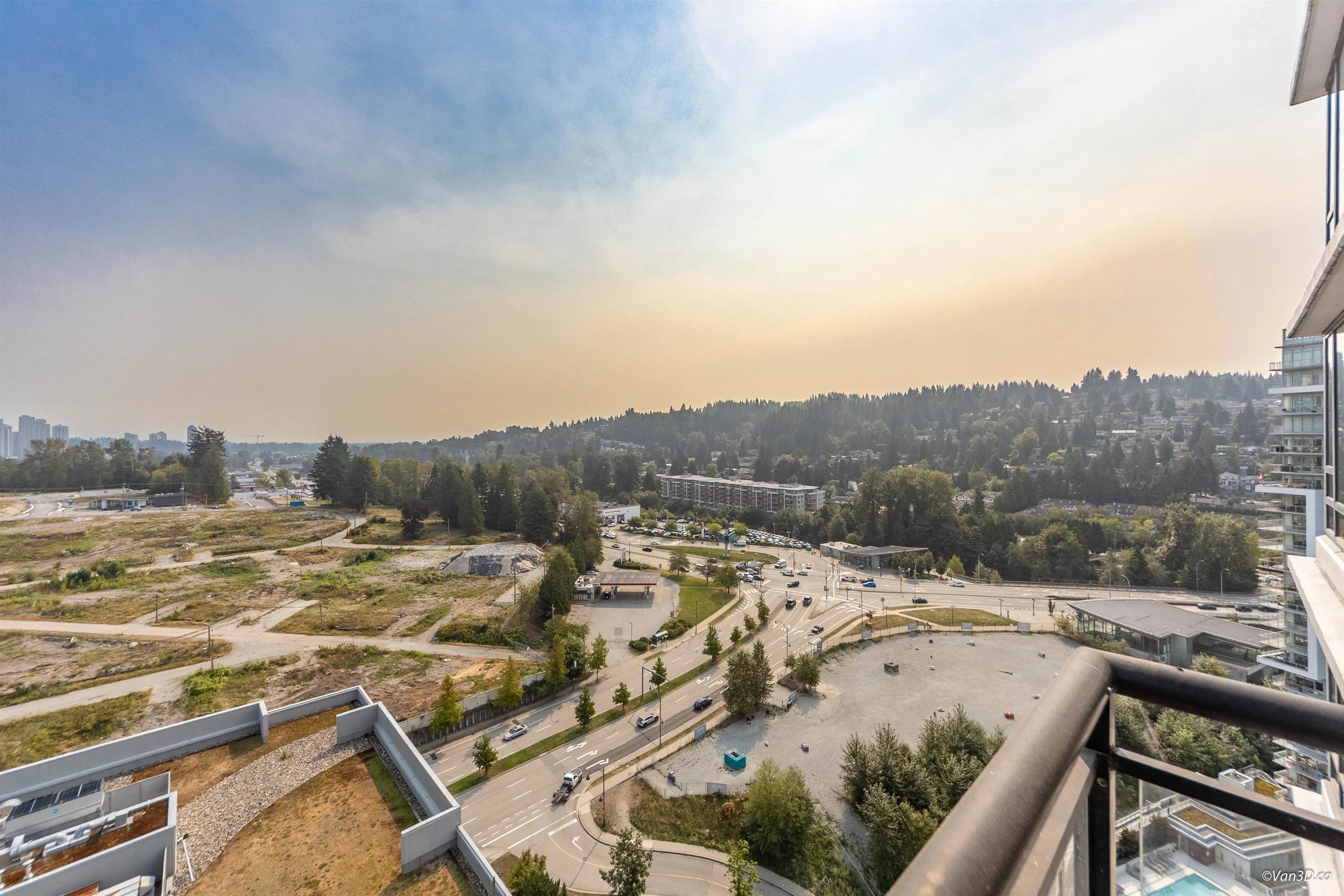 2201 400 Capilano Road